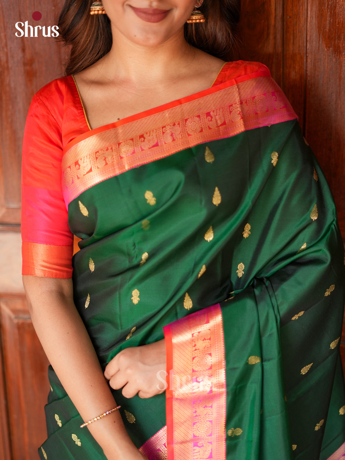 Kanchipuram silk Saree - EGS02151 - Shop on Shrus.com