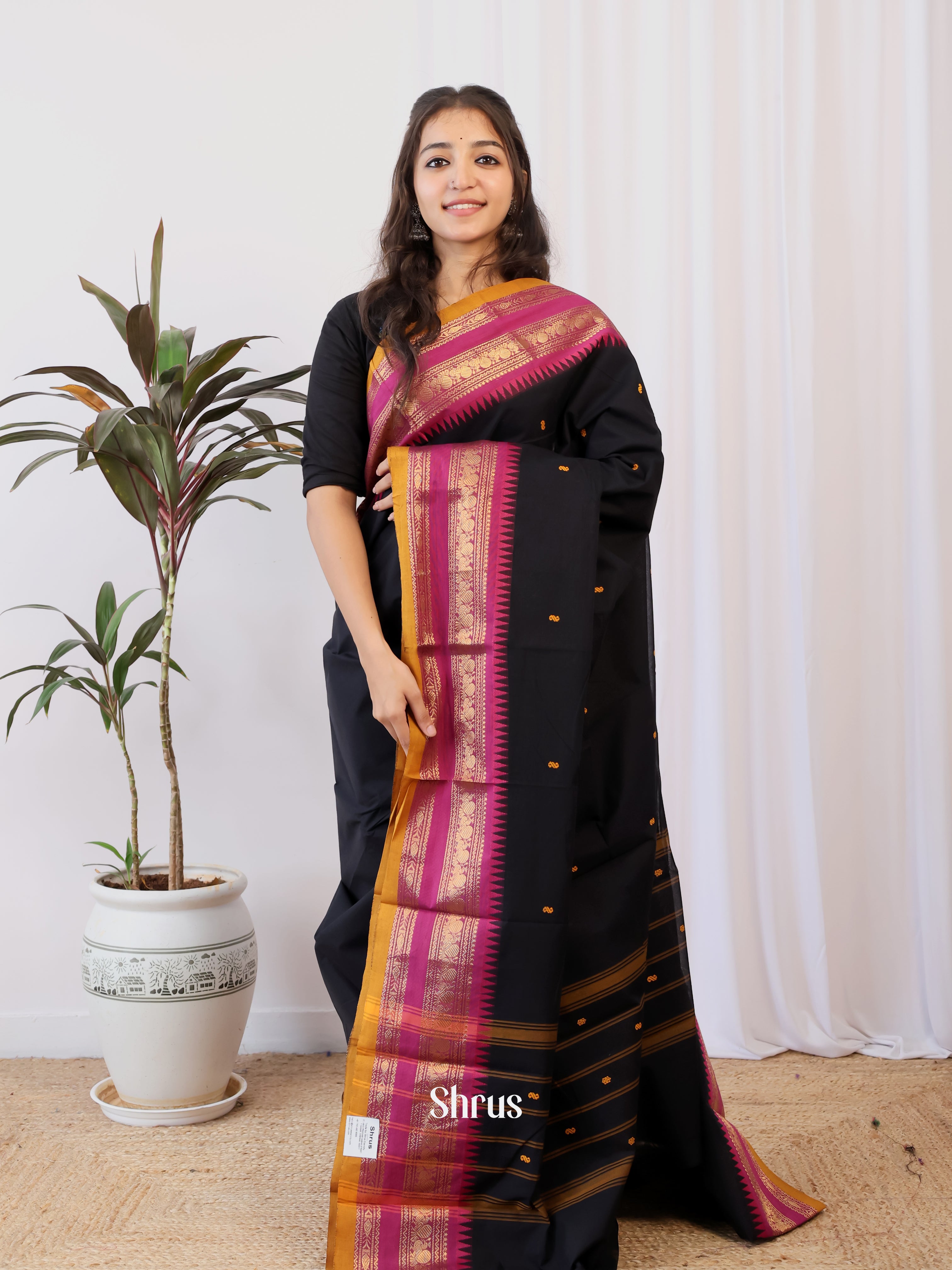 Black & Majenta- Chettinad Cotton Saree - Shop on Shrus.com
