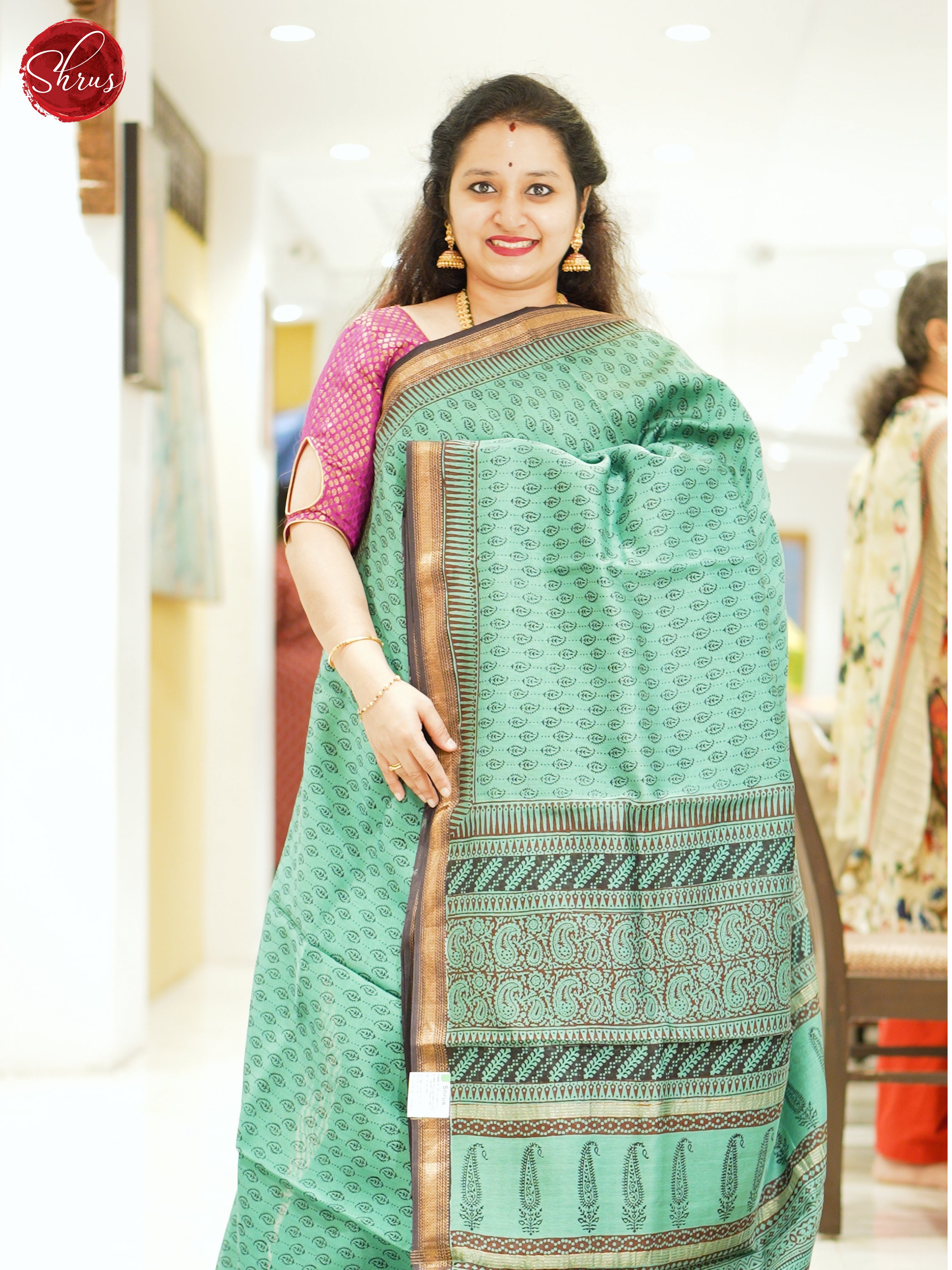 Green - Maheshwari silkcotton Saree - Shop on ShrusEternity.com