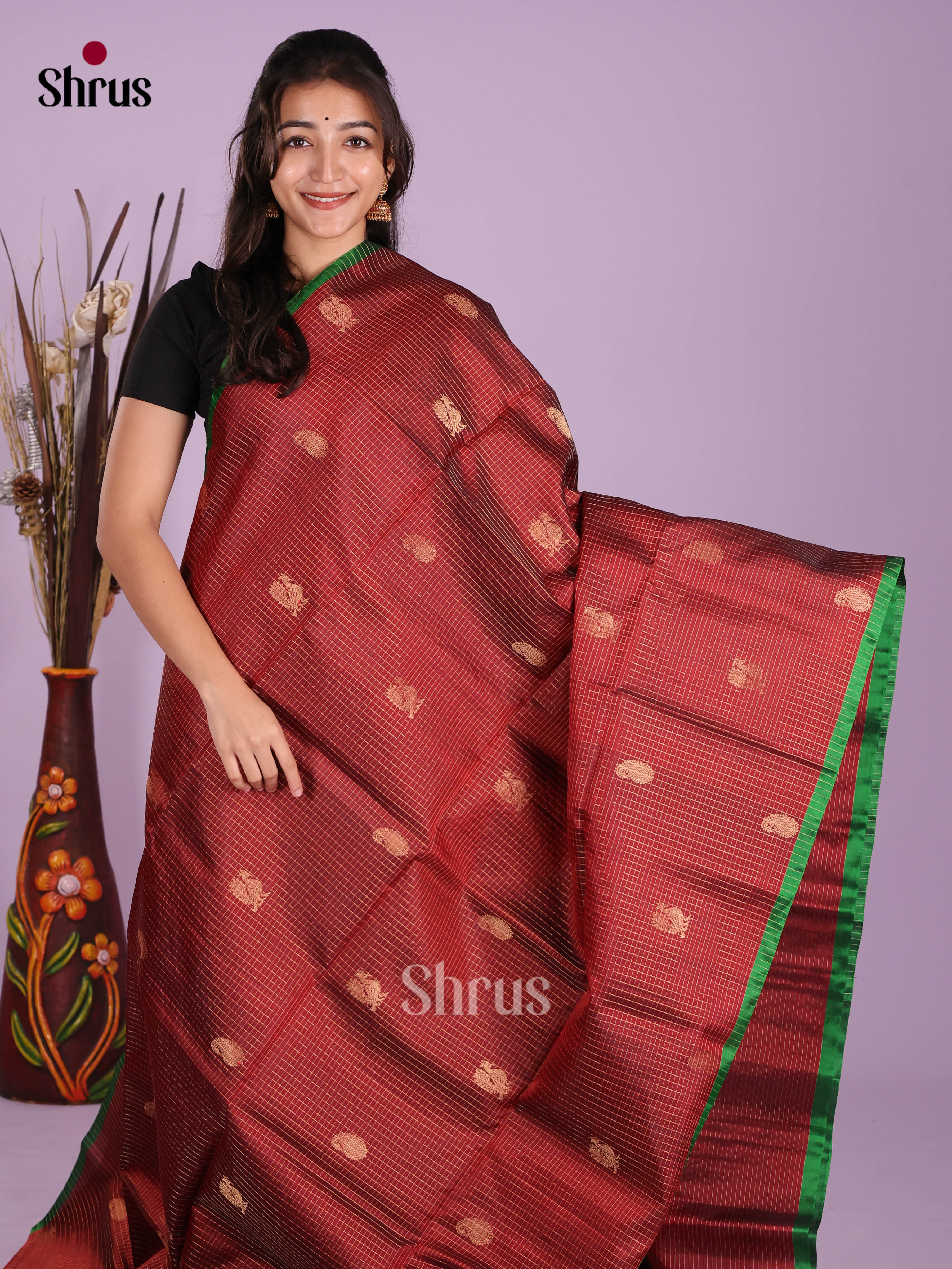 Buy Sheeny Arakku Pure Soft Silk Saree With Golden Checks, Buttas, Green Border & Brocade Pallu