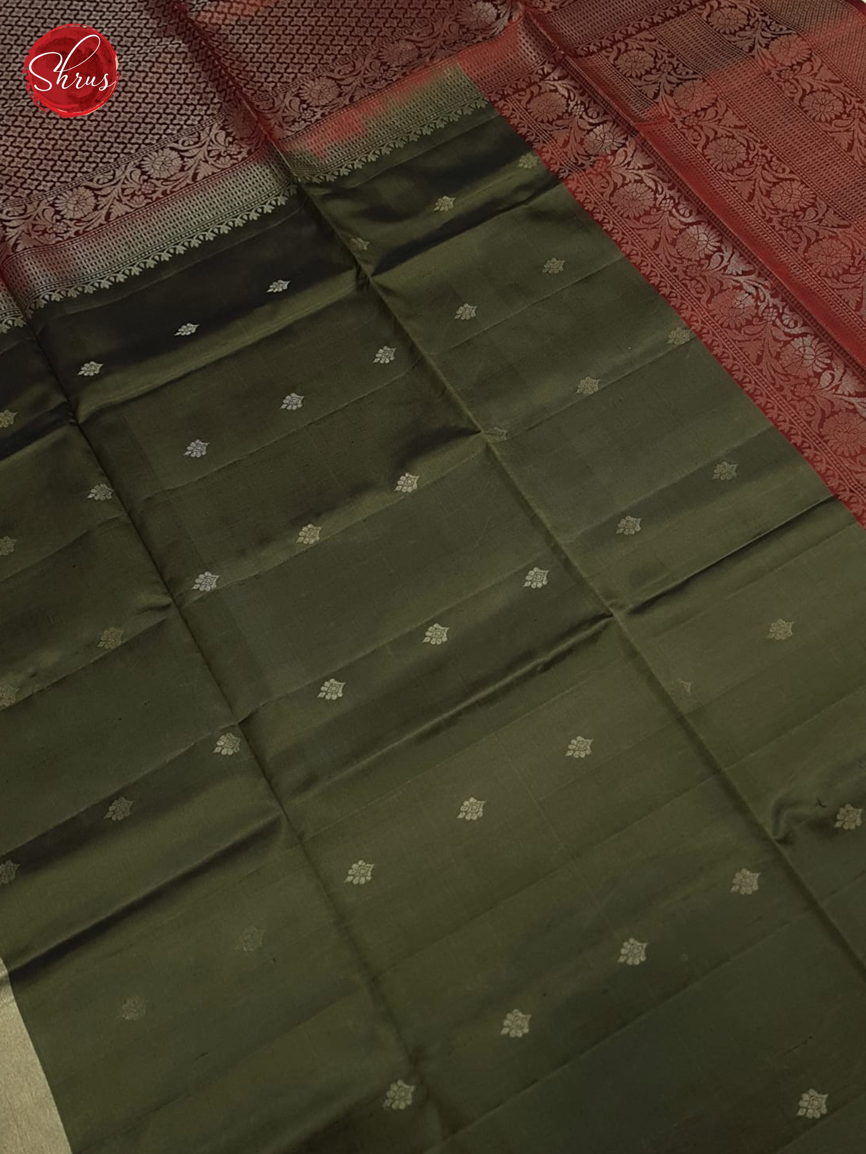 Green and Maroon - Soft silk - Shop on ShrusEternity.com