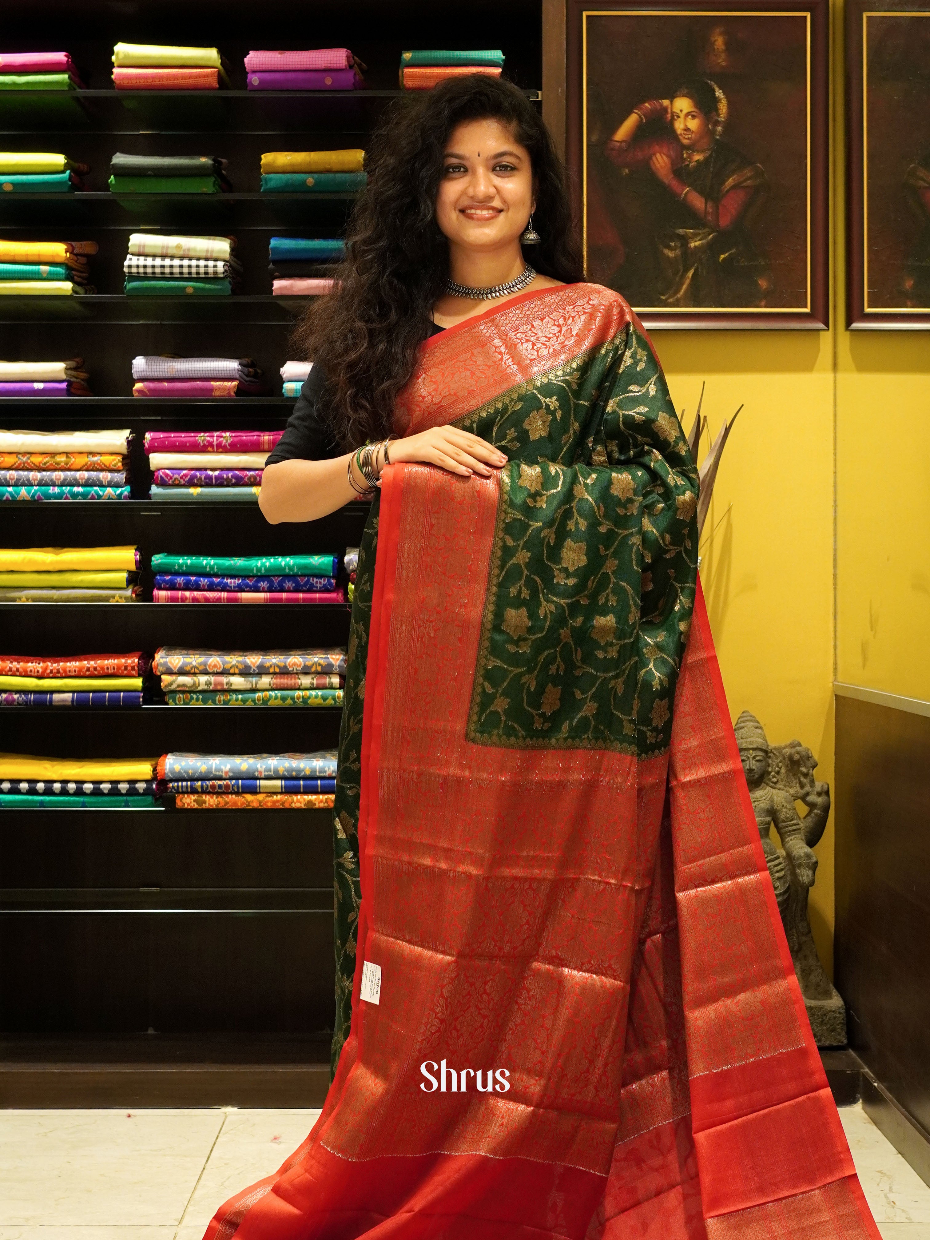 Green & Red - Semi Silkcotton - Shop on ShrusEternity.com