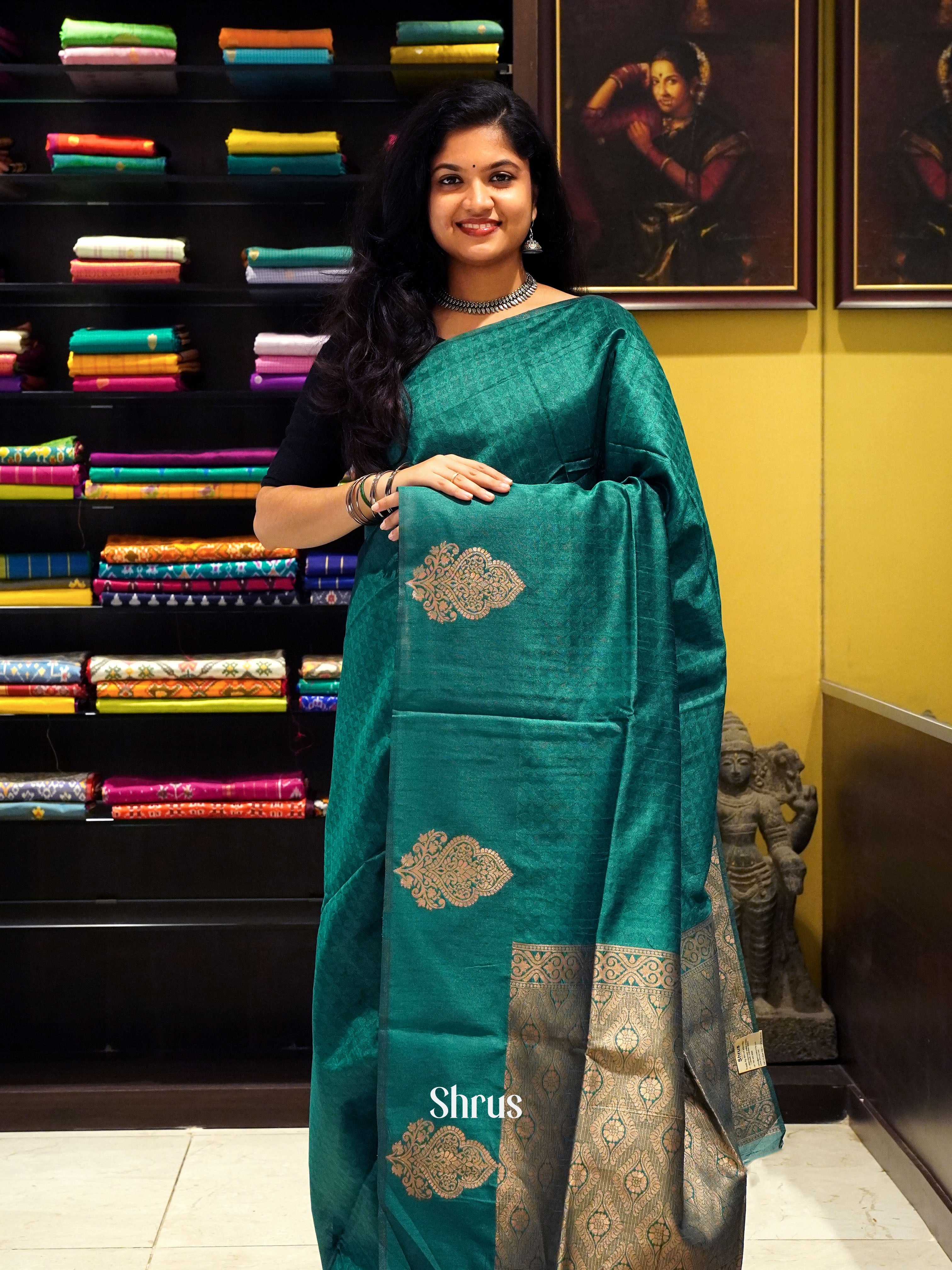 Green(Single Tone) -Semi Rawsilk Saree - Shop on ShrusEternity.com