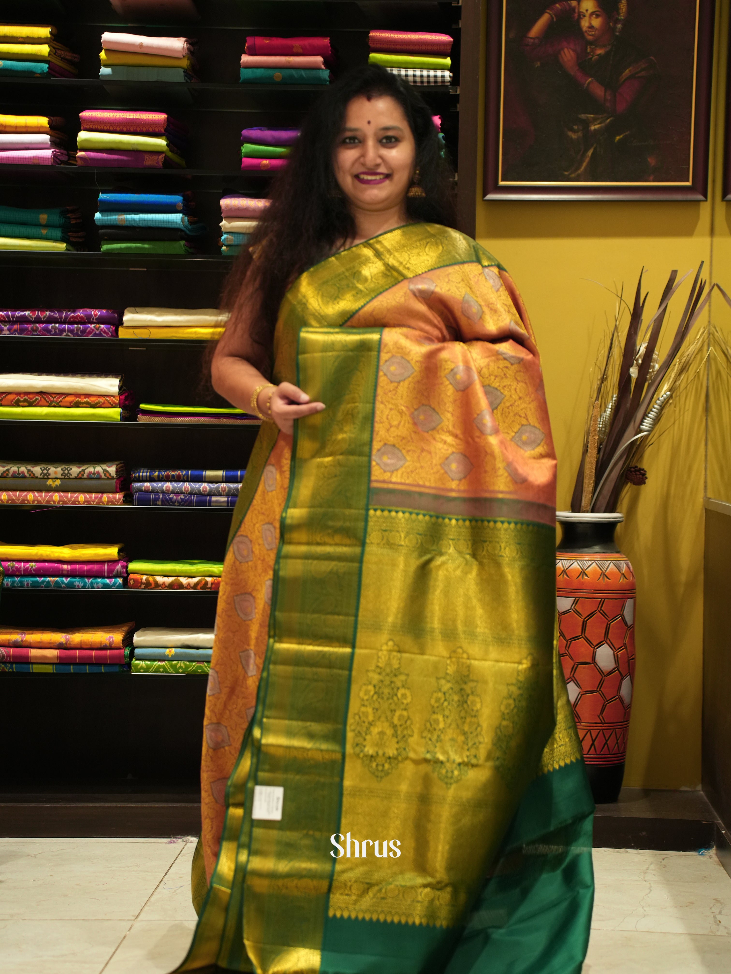 Exquisite Peach and Green Korvai Kanchipuram Silk Saree With Golden Zari Woven Floral Brocade-1