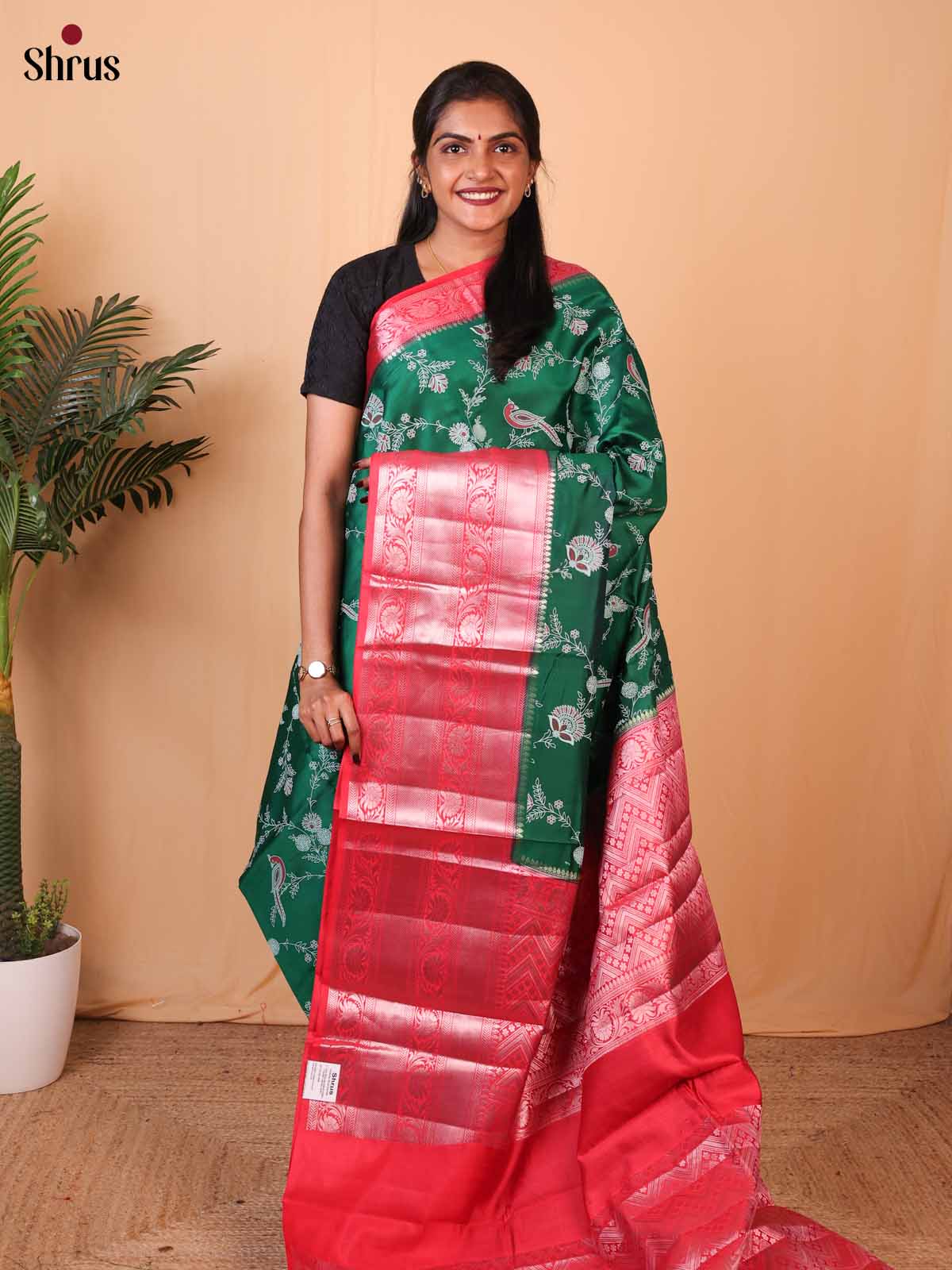 Green And Red- Tussar Saree
