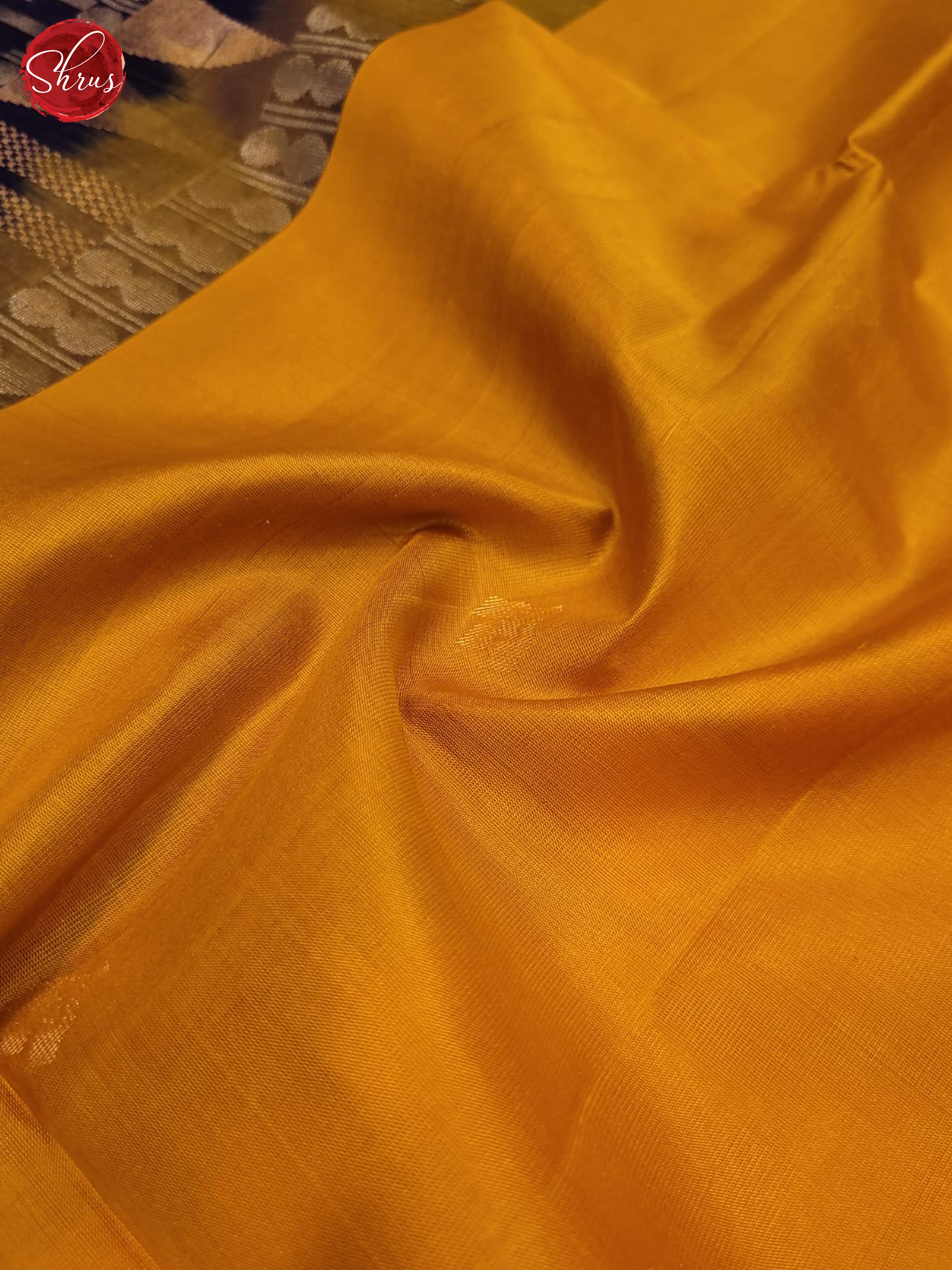 Yellow and Navy Blue - Shop on ShrusEternity.com