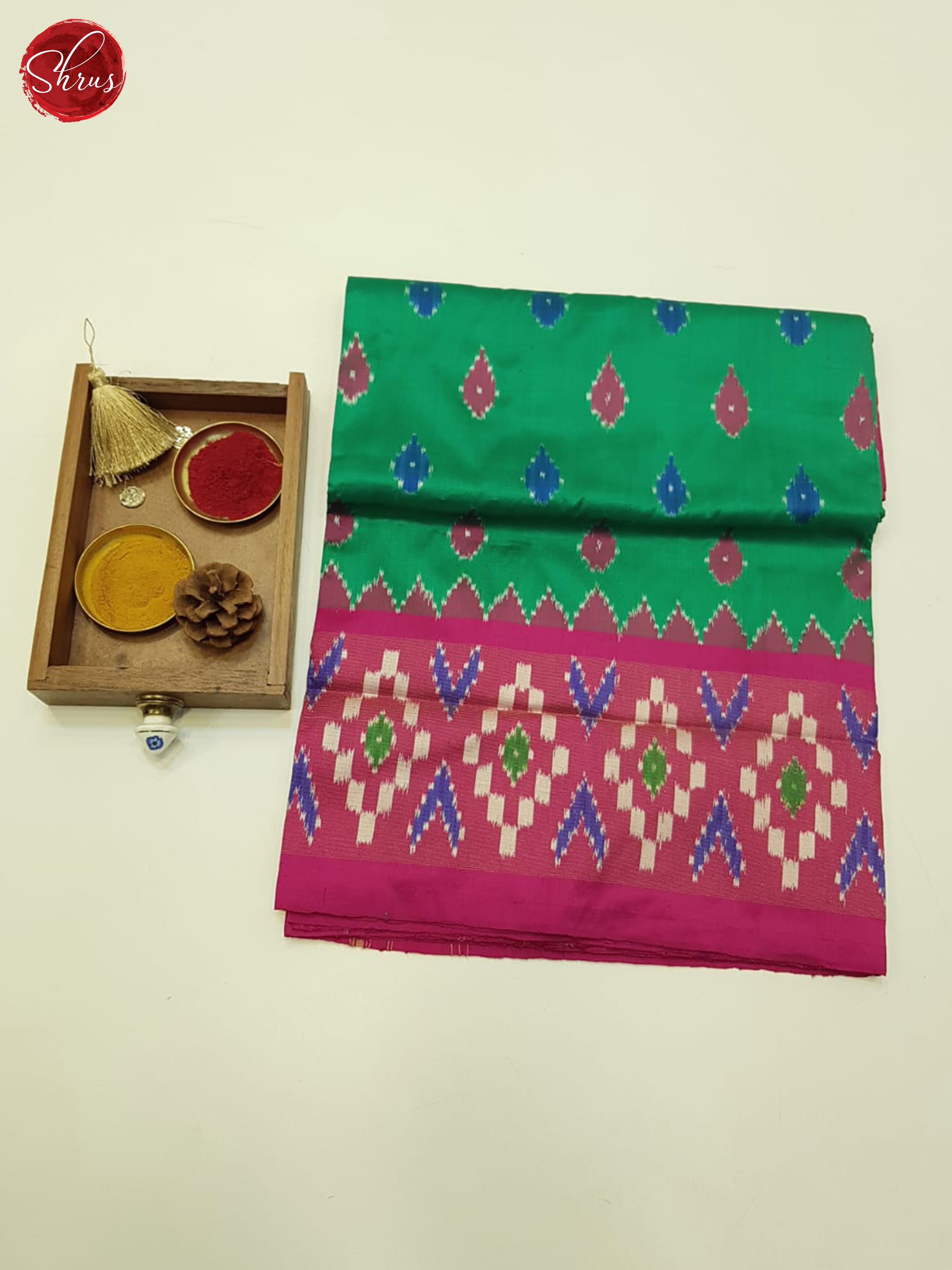 Green And Pink - Shop on ShrusEternity.com