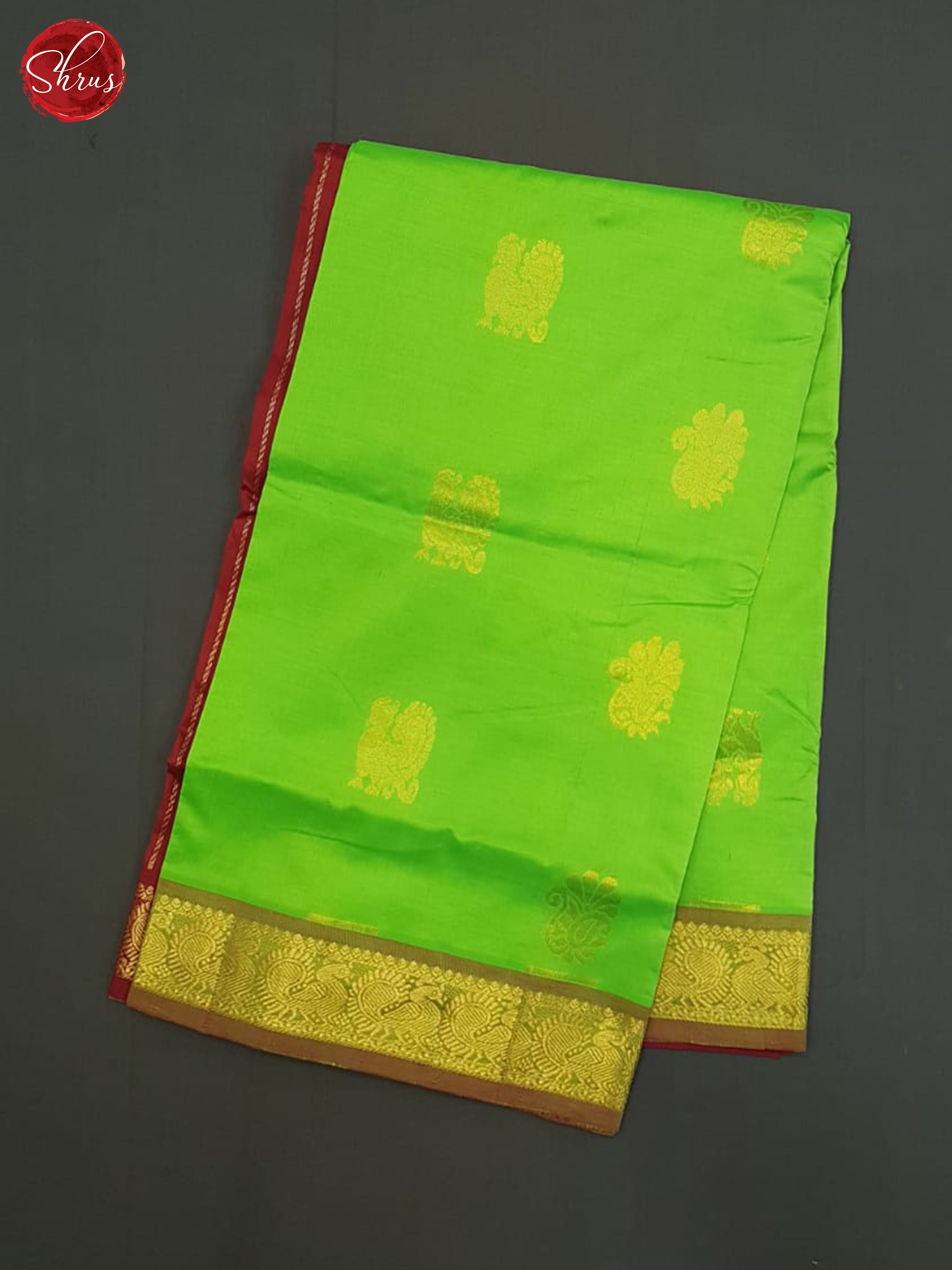 Green And Arraku Marron - Shop on ShrusEternity.com