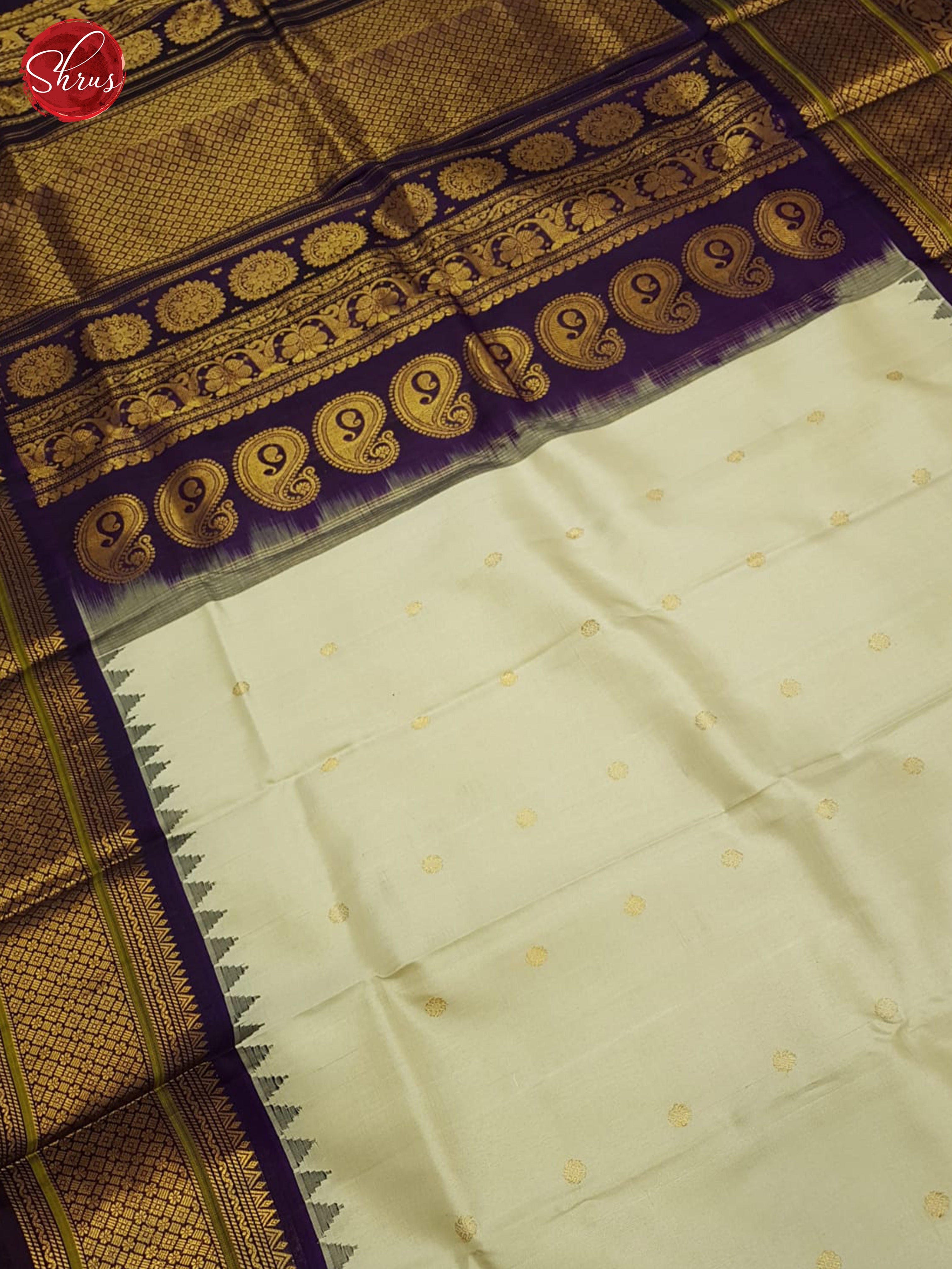 Cream And Blue - Gadwal silk - Shop on ShrusEternity.com