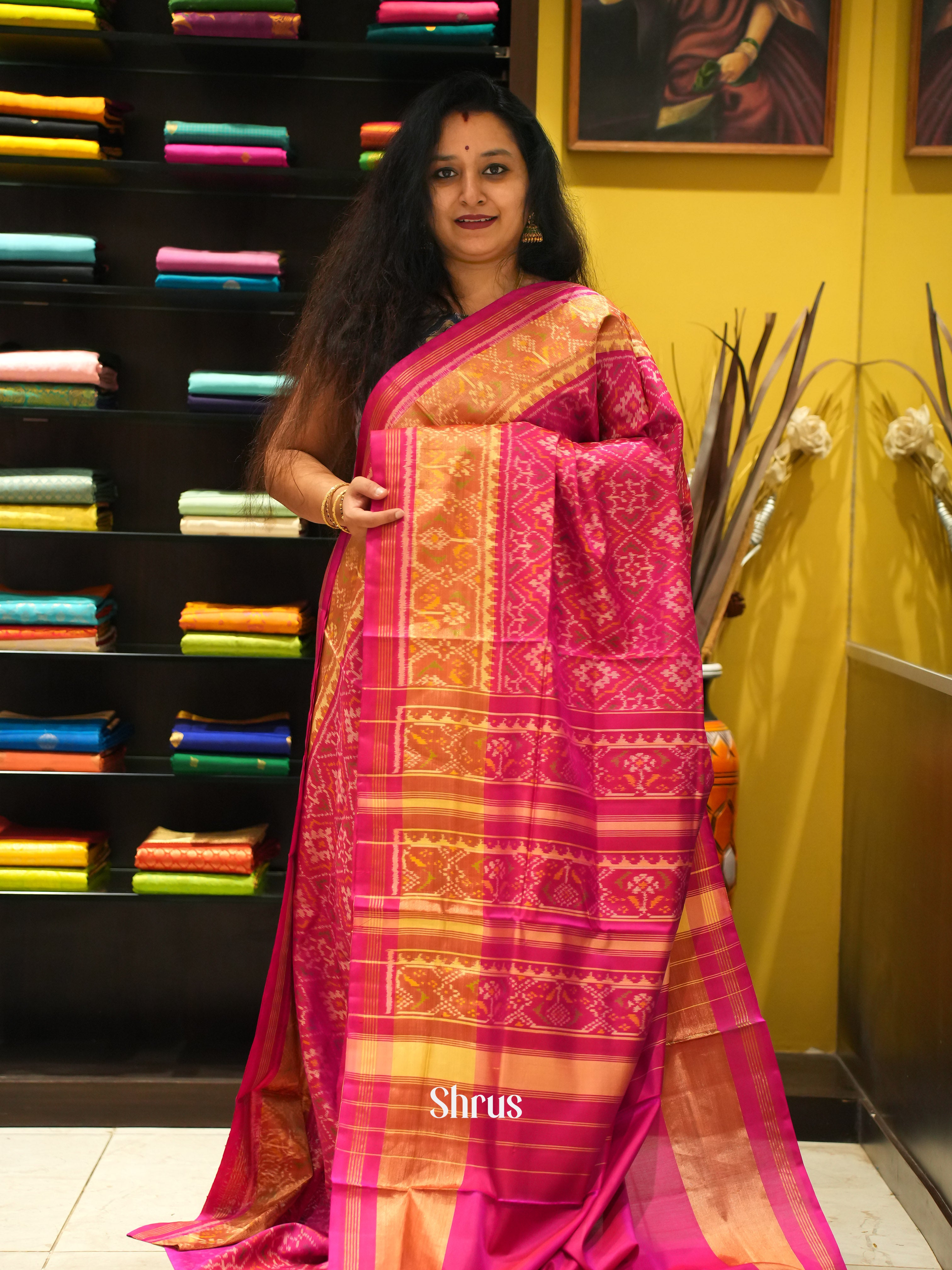 pink(Single Tone)- Ikkat Silk Saree - Shop on ShrusEternity.com