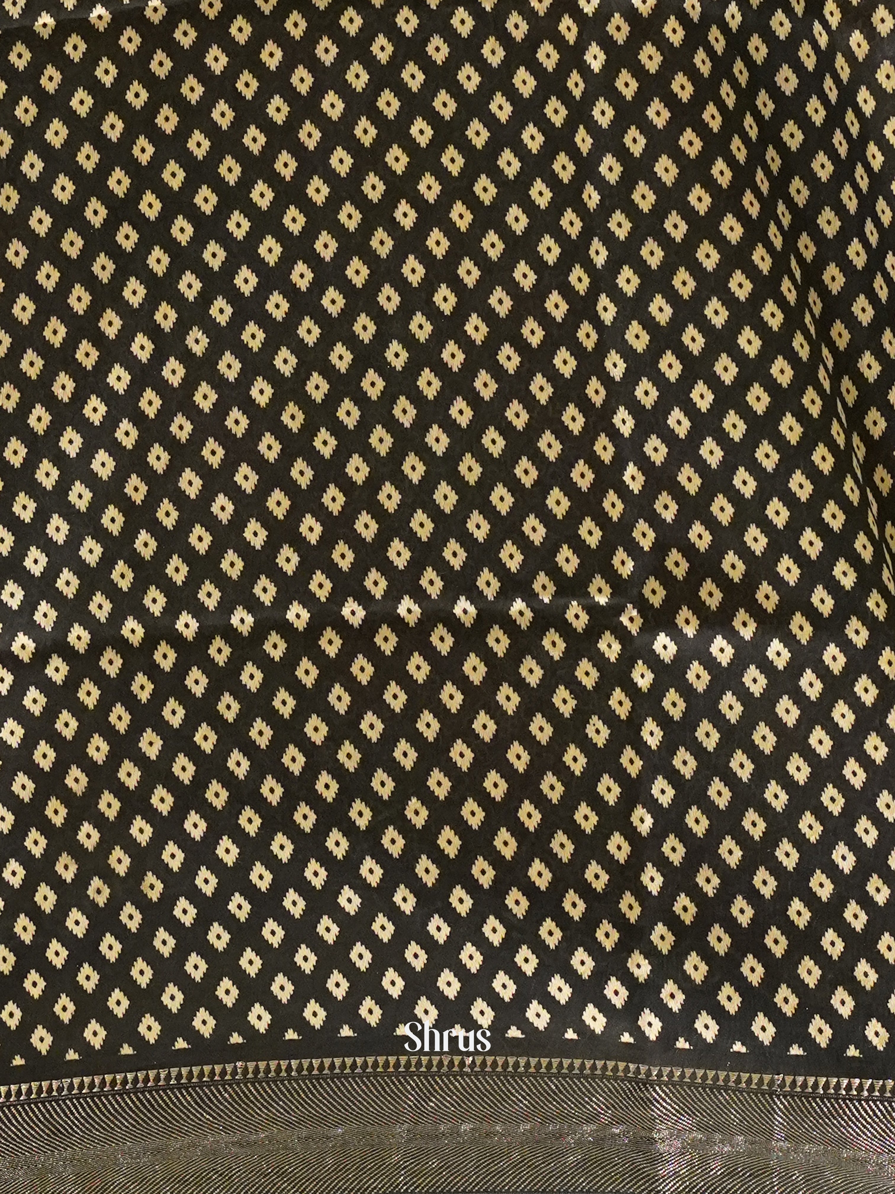 Red & Grey- Semi Crepe Saree - Shop on ShrusEternity.com