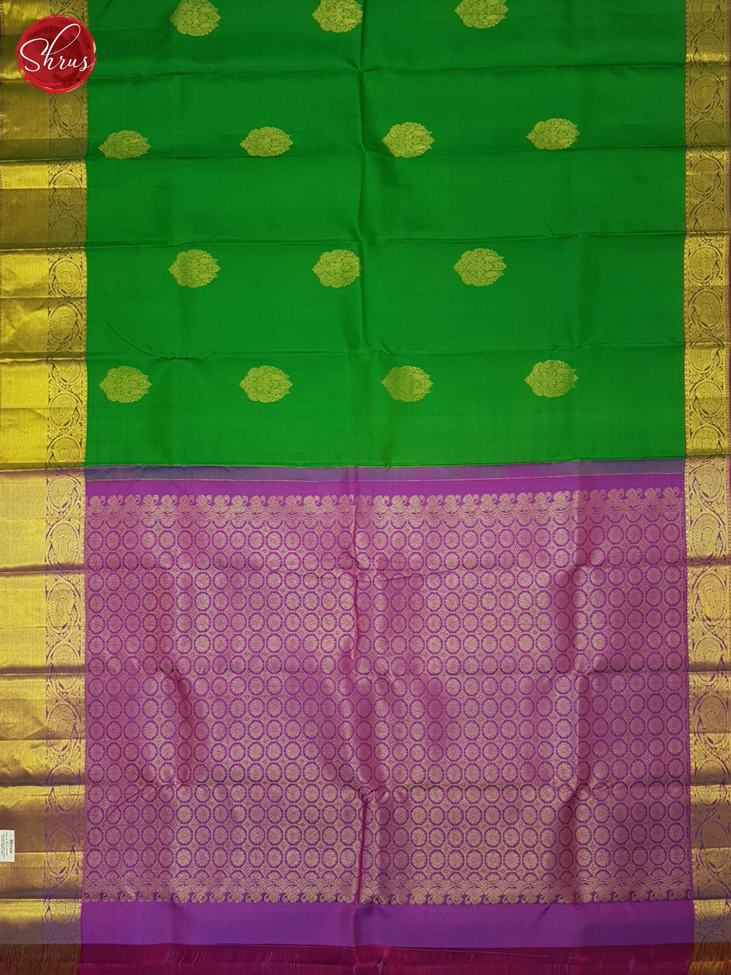 Ethreal Green & Majenta Korvai Kanchipuram Silk Saree With Golden Zari Woven Floral Motifs-2