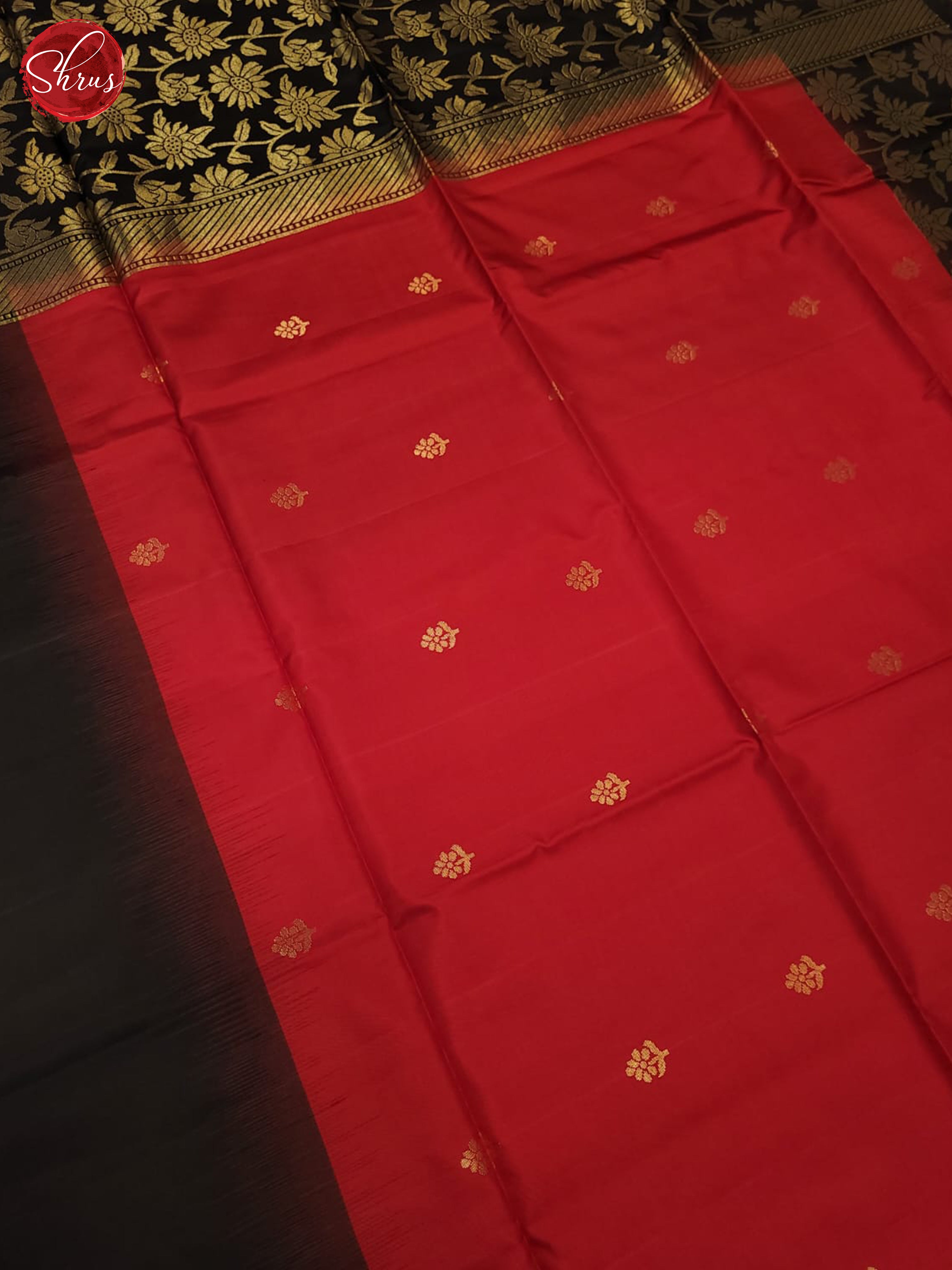 Red and black - Shop on ShrusEternity.com