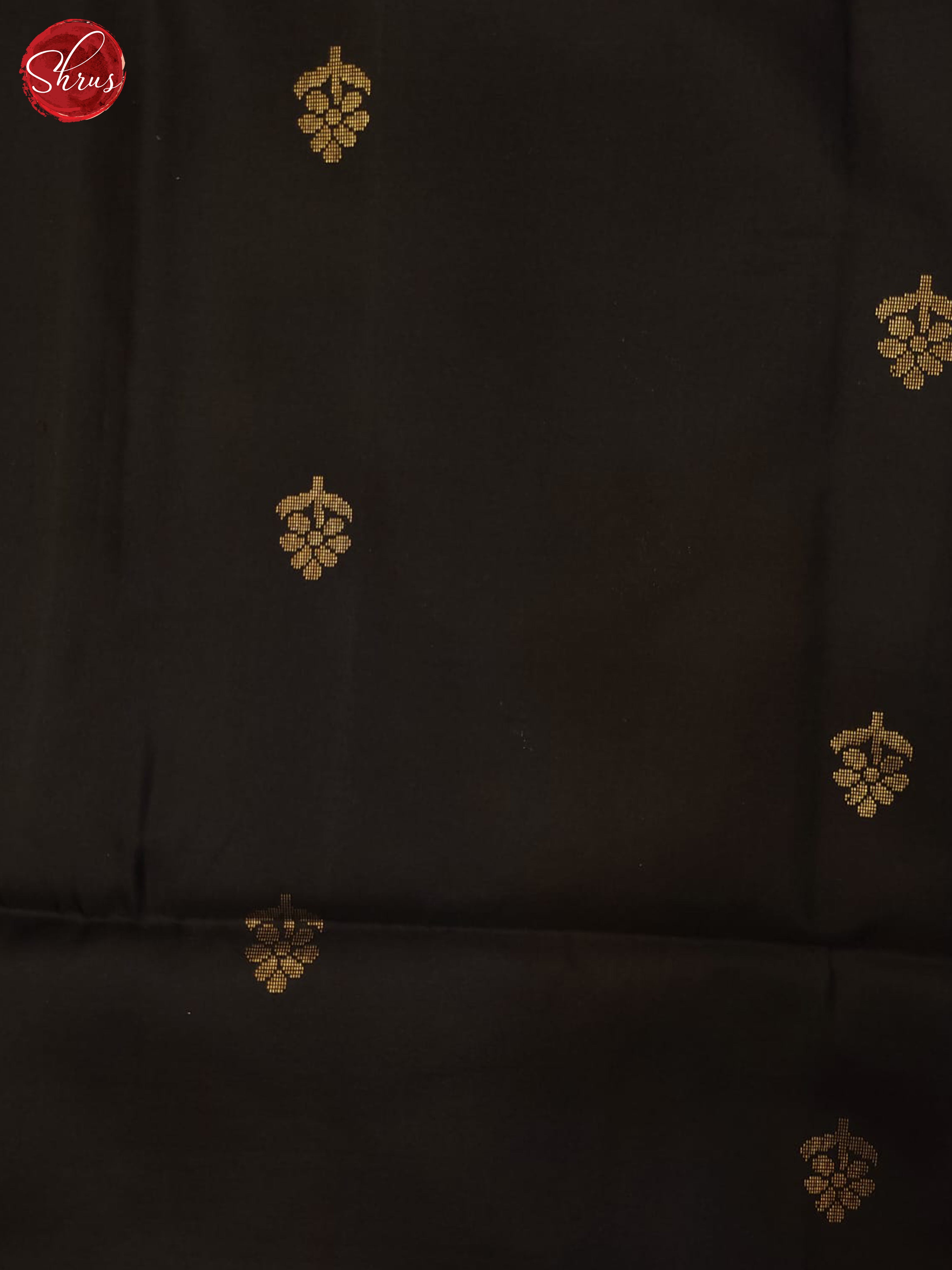 Red and black - Shop on ShrusEternity.com