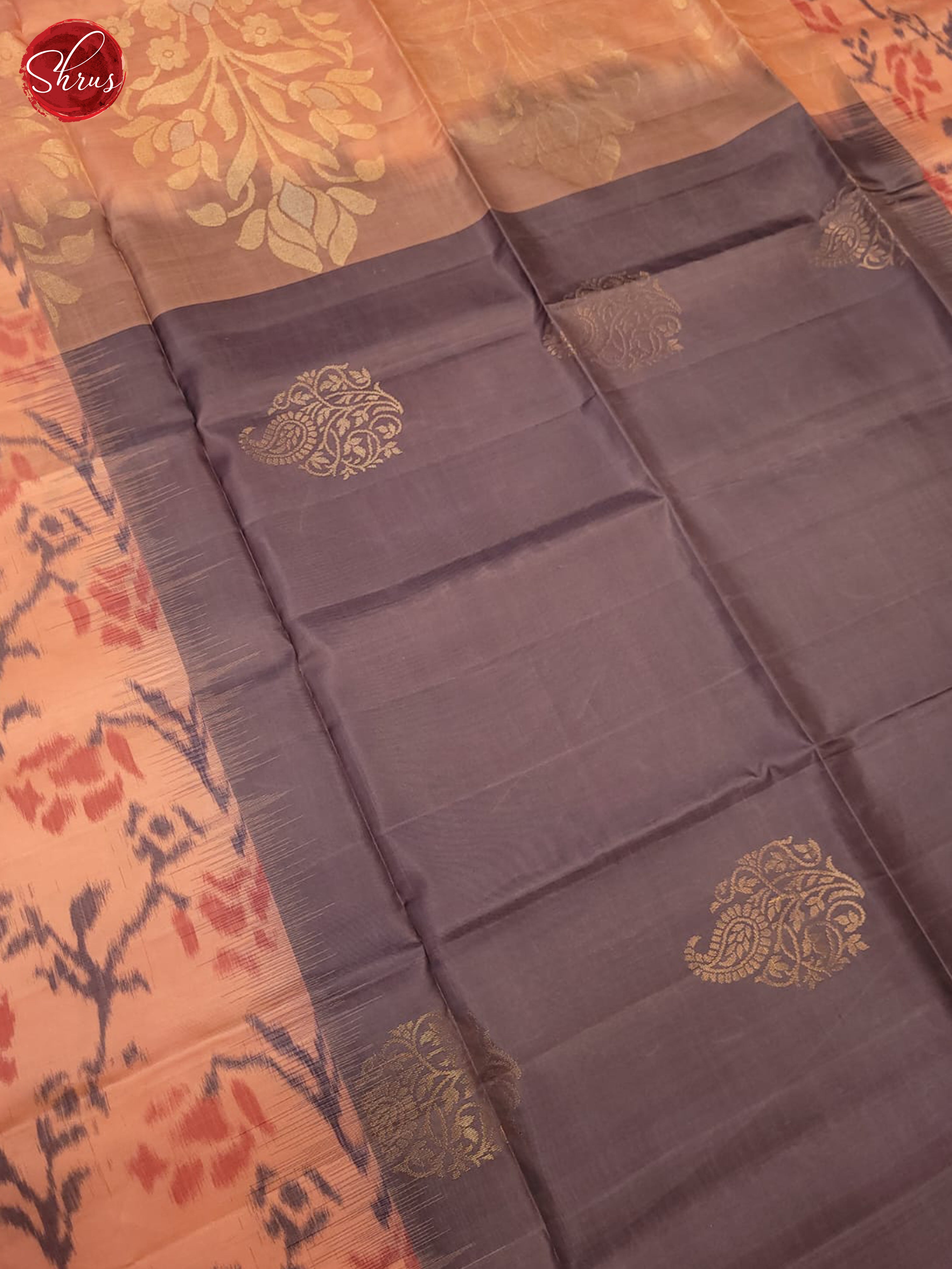 Grey and peach - Shop on ShrusEternity.com