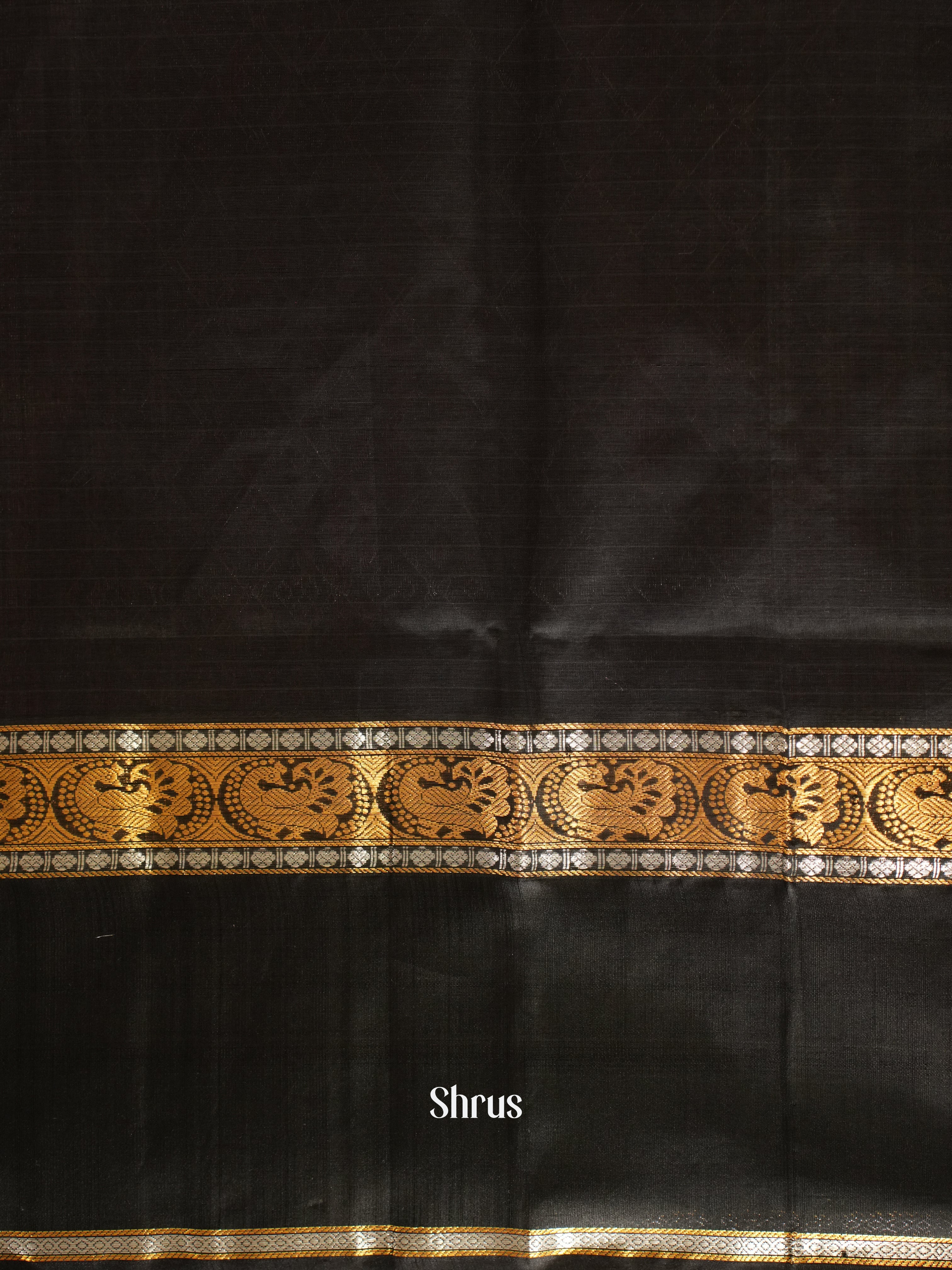 Red and black-Silk Cotton Saree - Shop on ShrusEternity.com