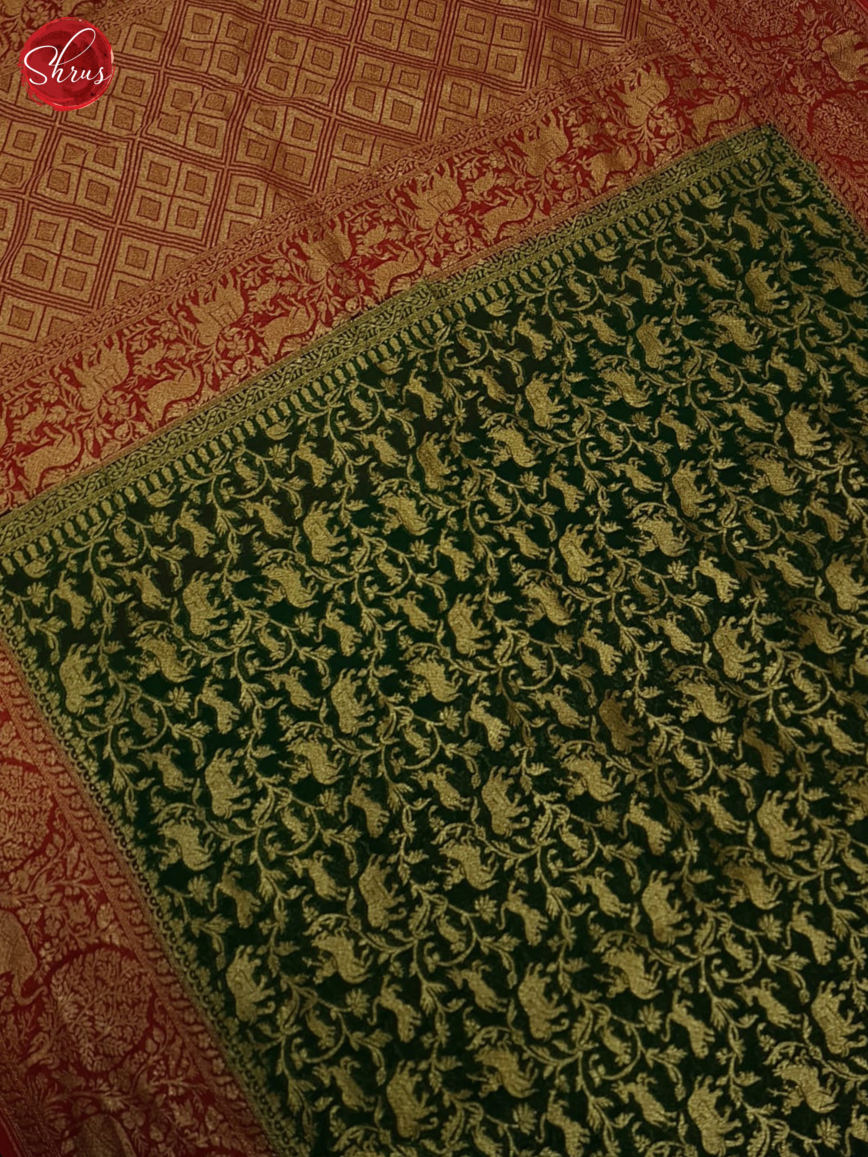 Green And Red- Georgette Silk Saree - Shop on ShrusEternity.com