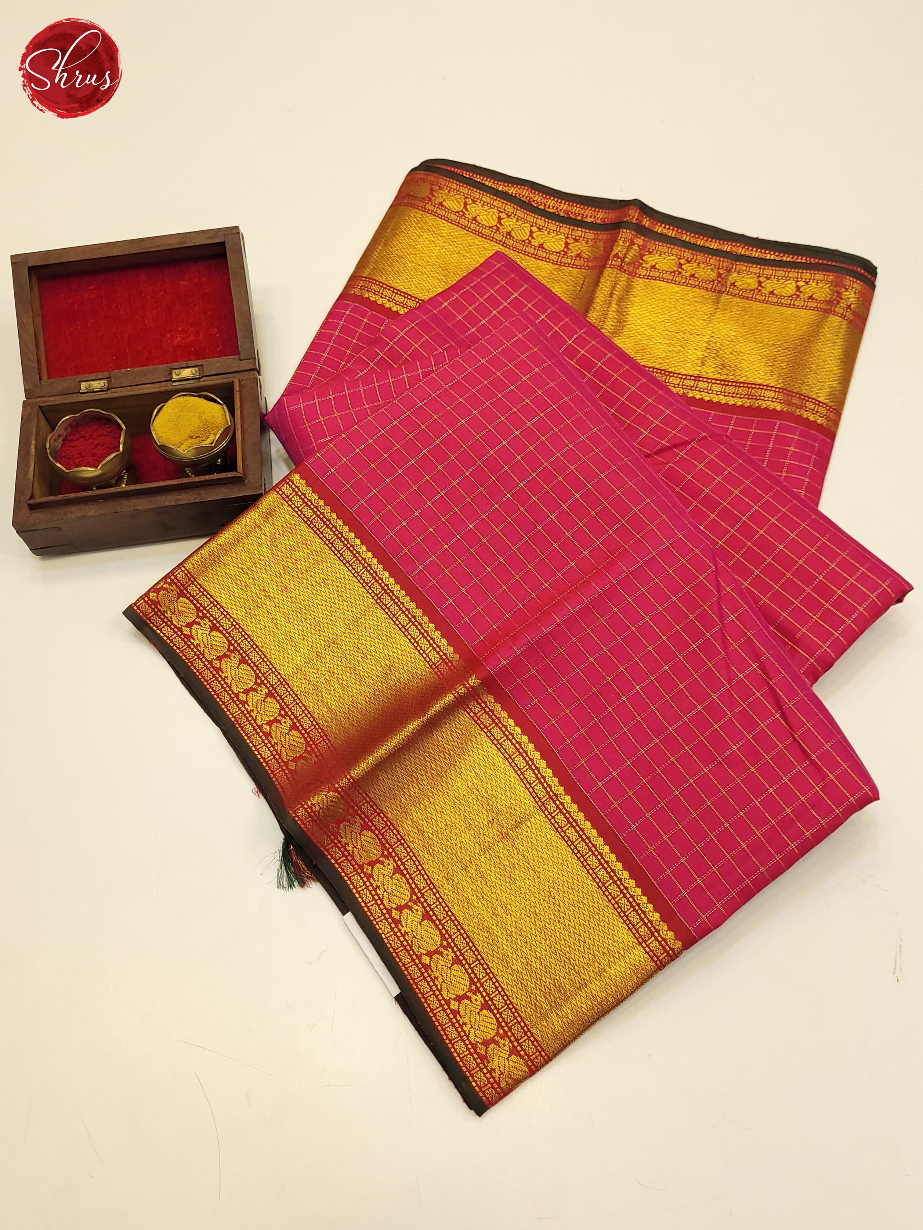 Pink and Red Bridal Kanchipuram Silk Saree Adorned With Zari Woven Checks-1