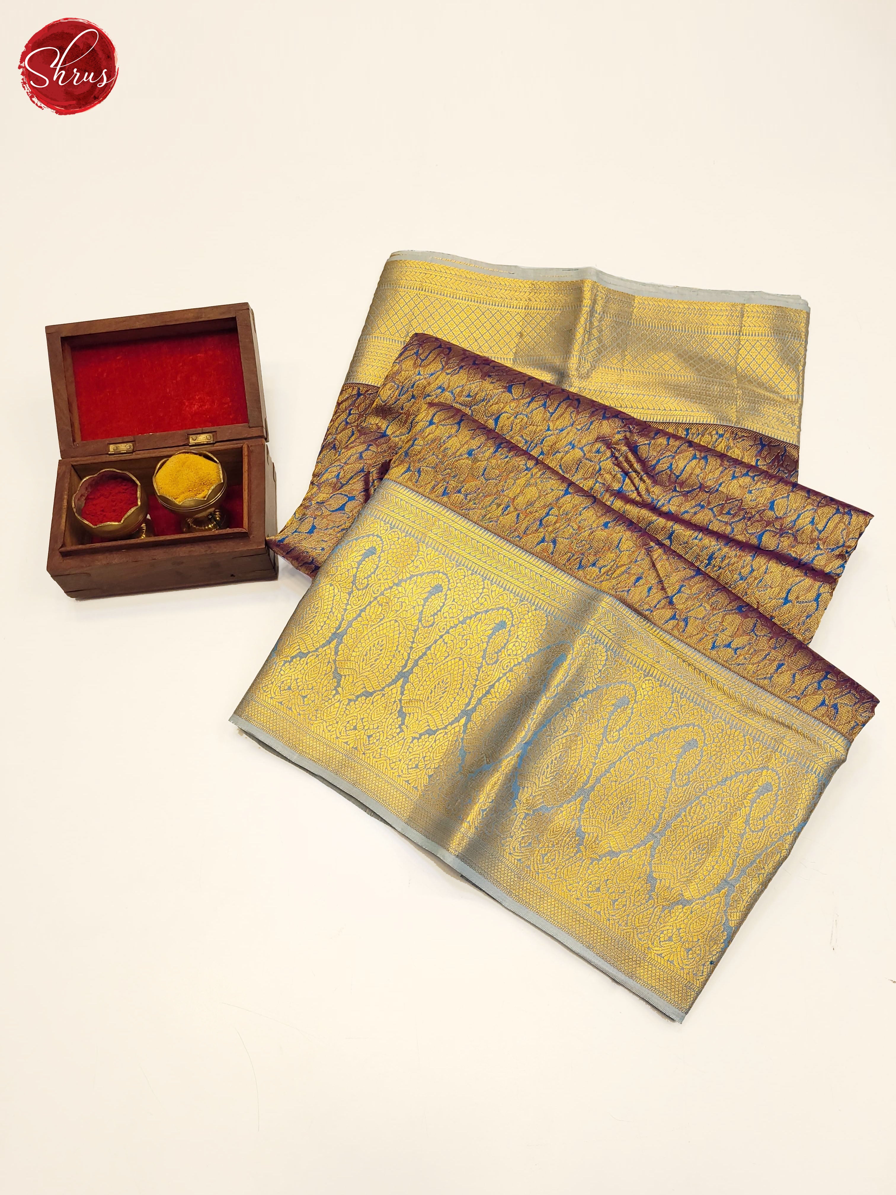 Blue and woody brown Korvai Kanchipuram silk Saree With Intricate Paisley Brocade-1