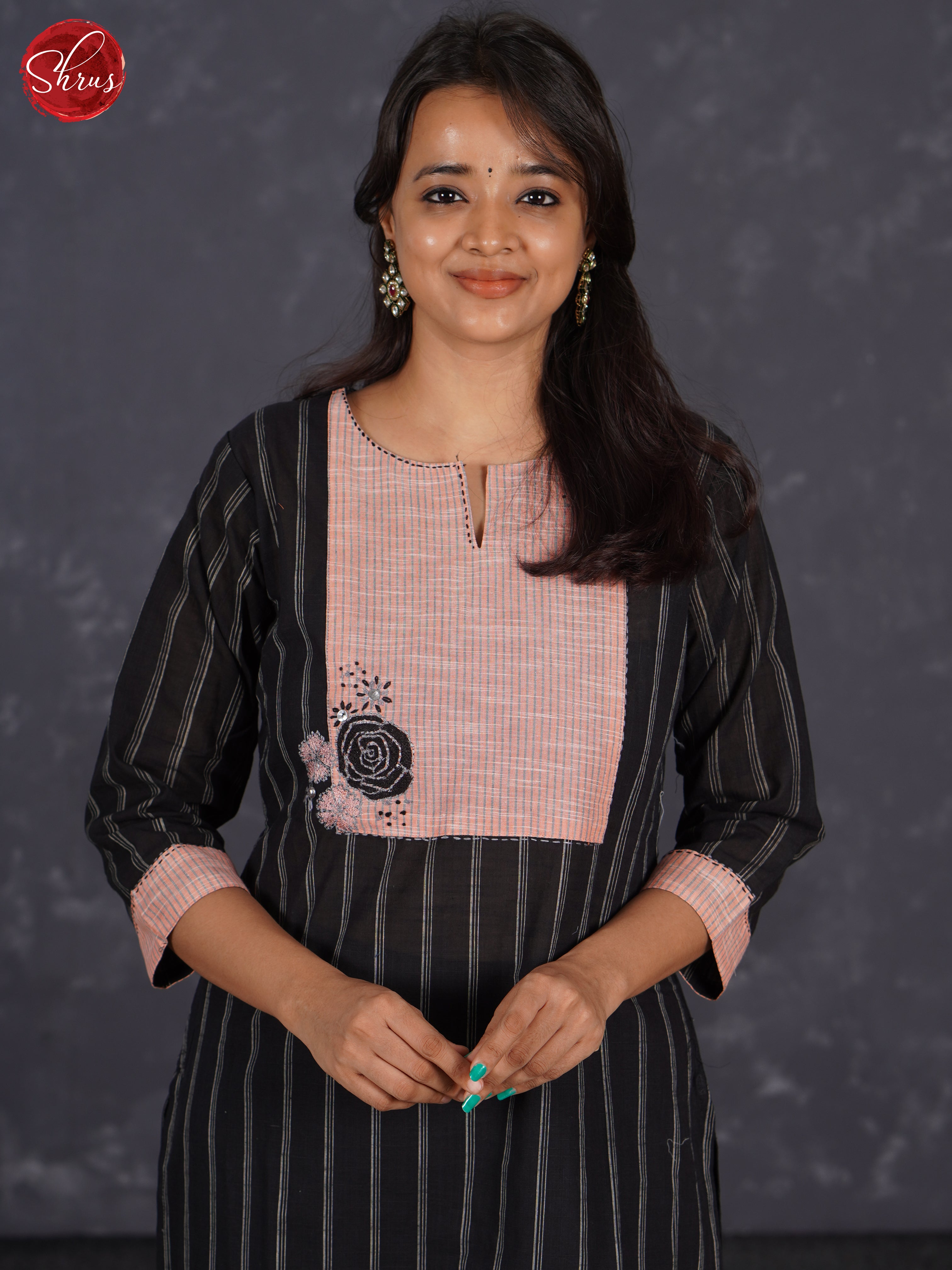 Black & Pink - Readymade kurti top with handmade thread design in the yoke - Shop on ShrusEternity.com
