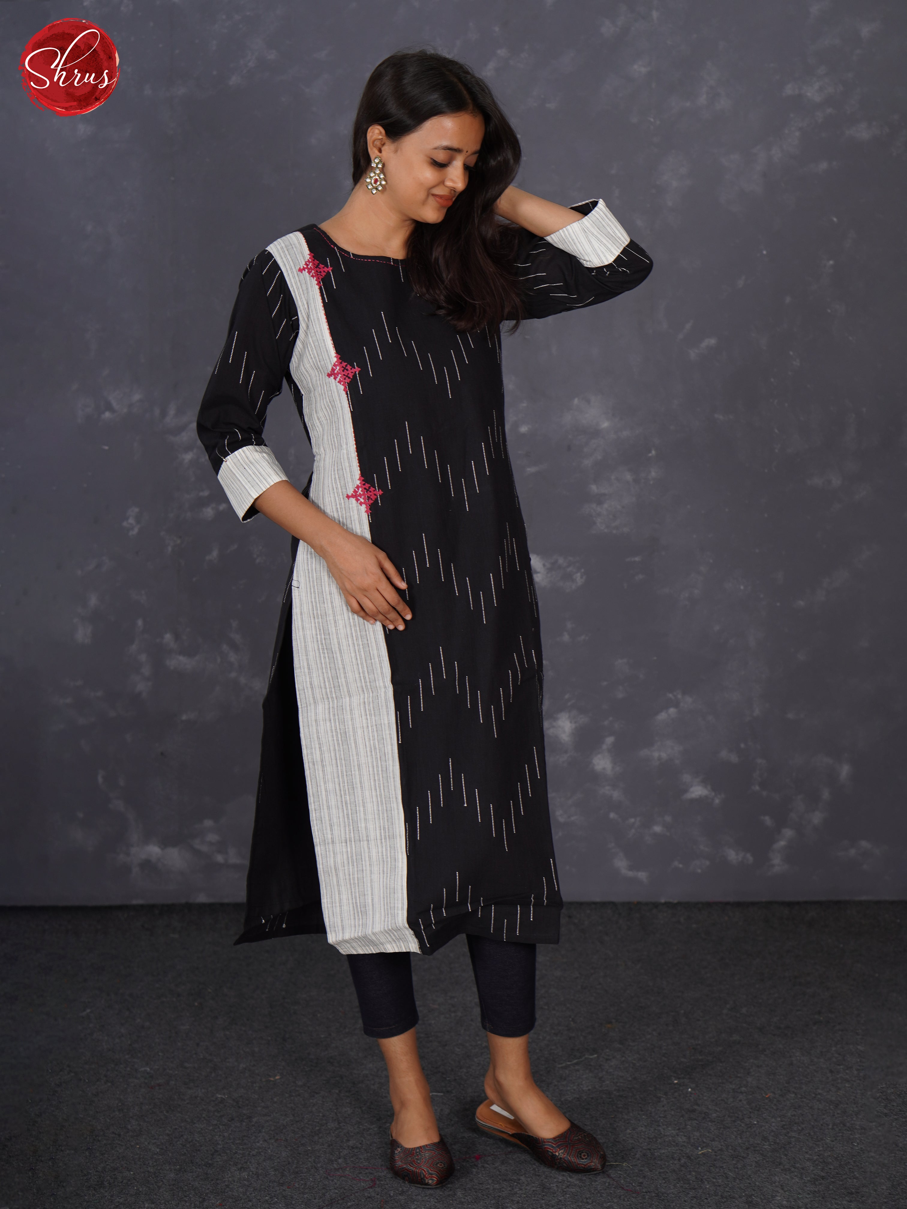 Black & White - Readymade kurti top with ikkat patch work - Shop on ShrusEternity.com