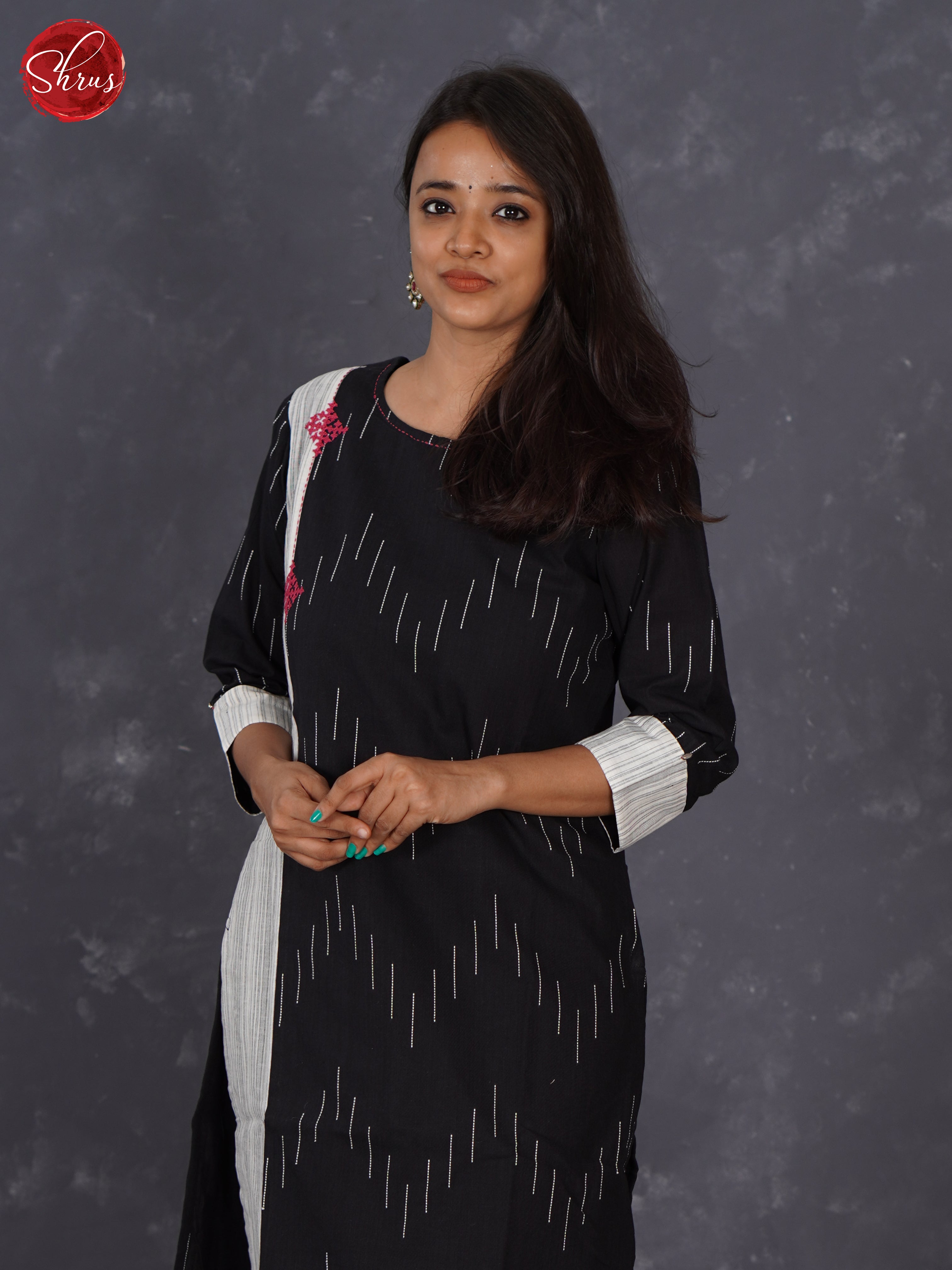 Black & White - Readymade kurti top with ikkat patch work - Shop on ShrusEternity.com