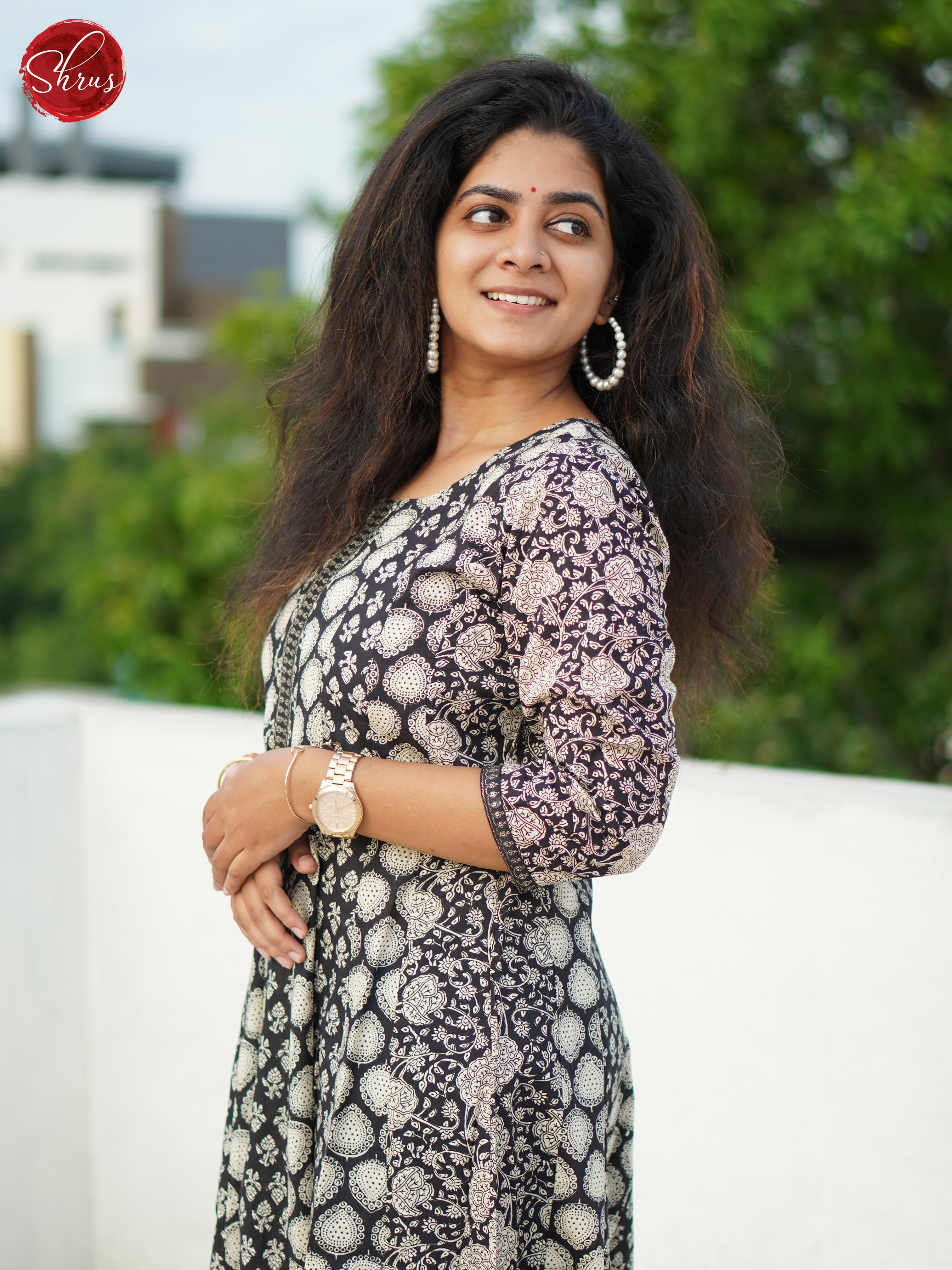 BGS19110 - Readymade kurti - Shop on ShrusEternity.com