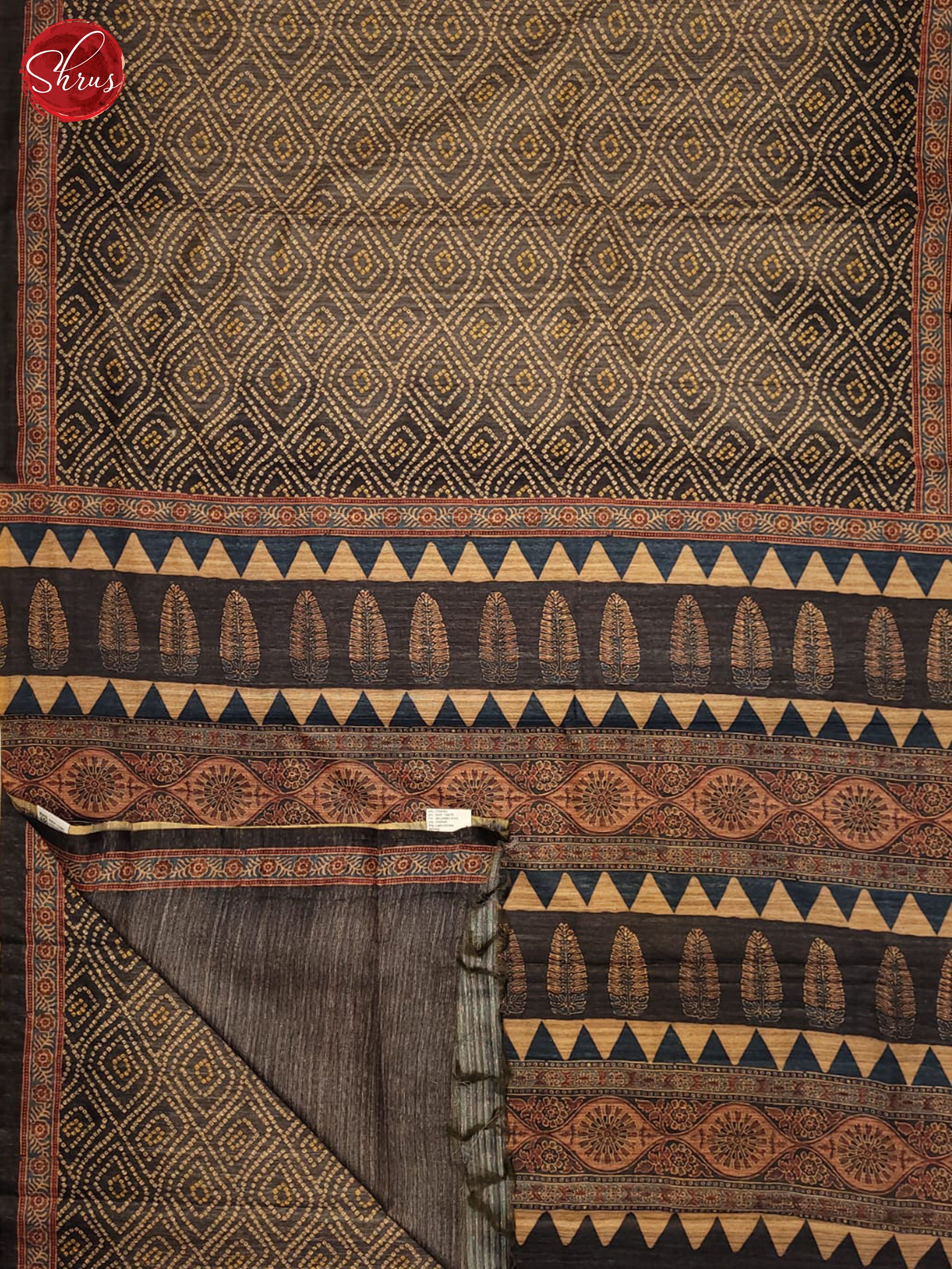 Beige & Black - Semi gicha Saree - Shop on ShrusEternity.com