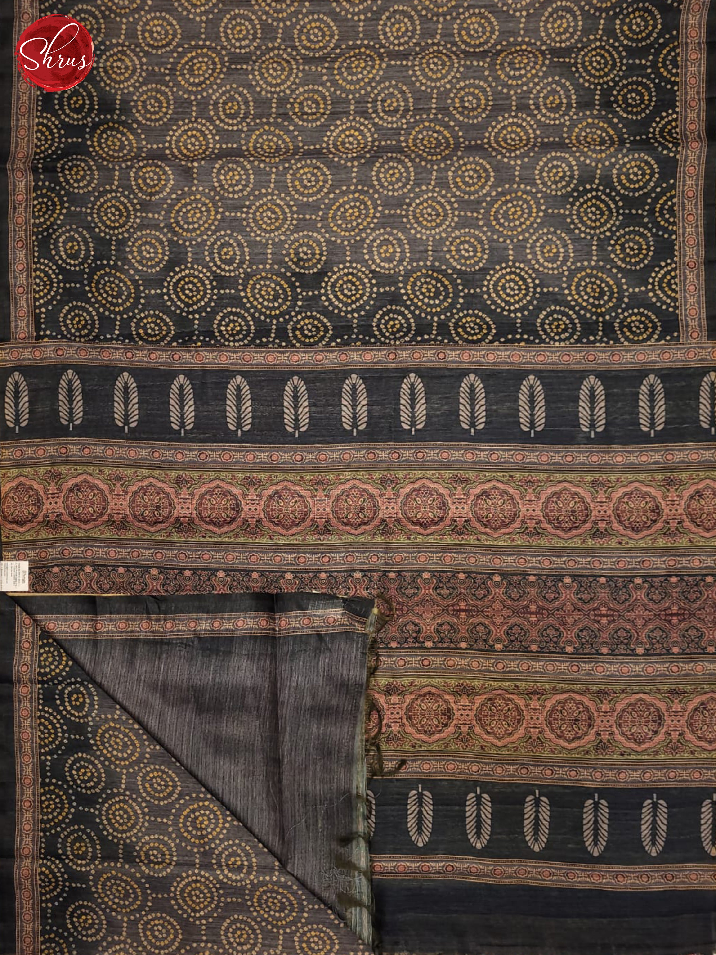 Grey - Semi gicha Saree - Shop on ShrusEternity.com