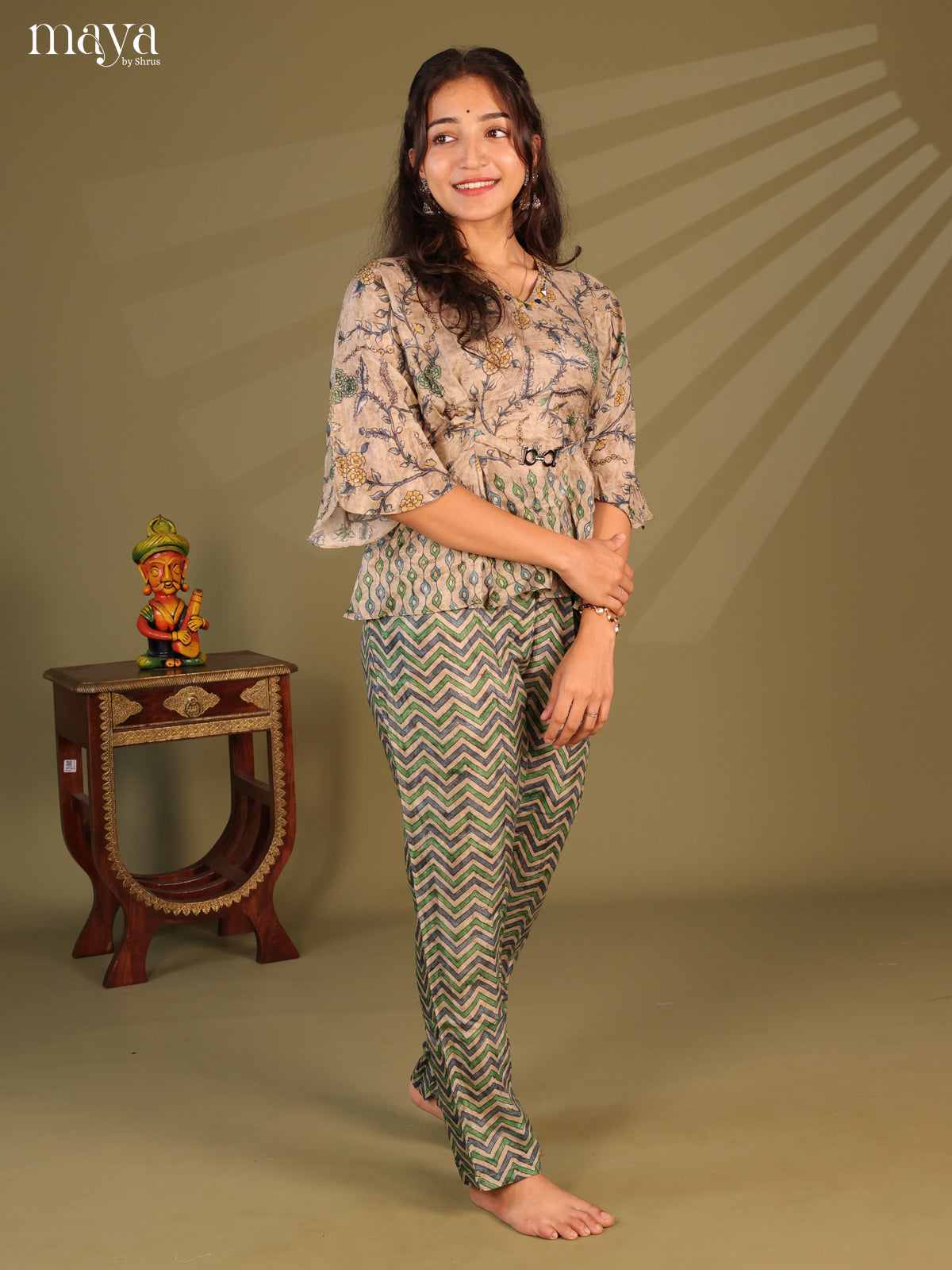 Grey floral printed Readymade Short Top & Bottom - Shop on ShrusEternity.com