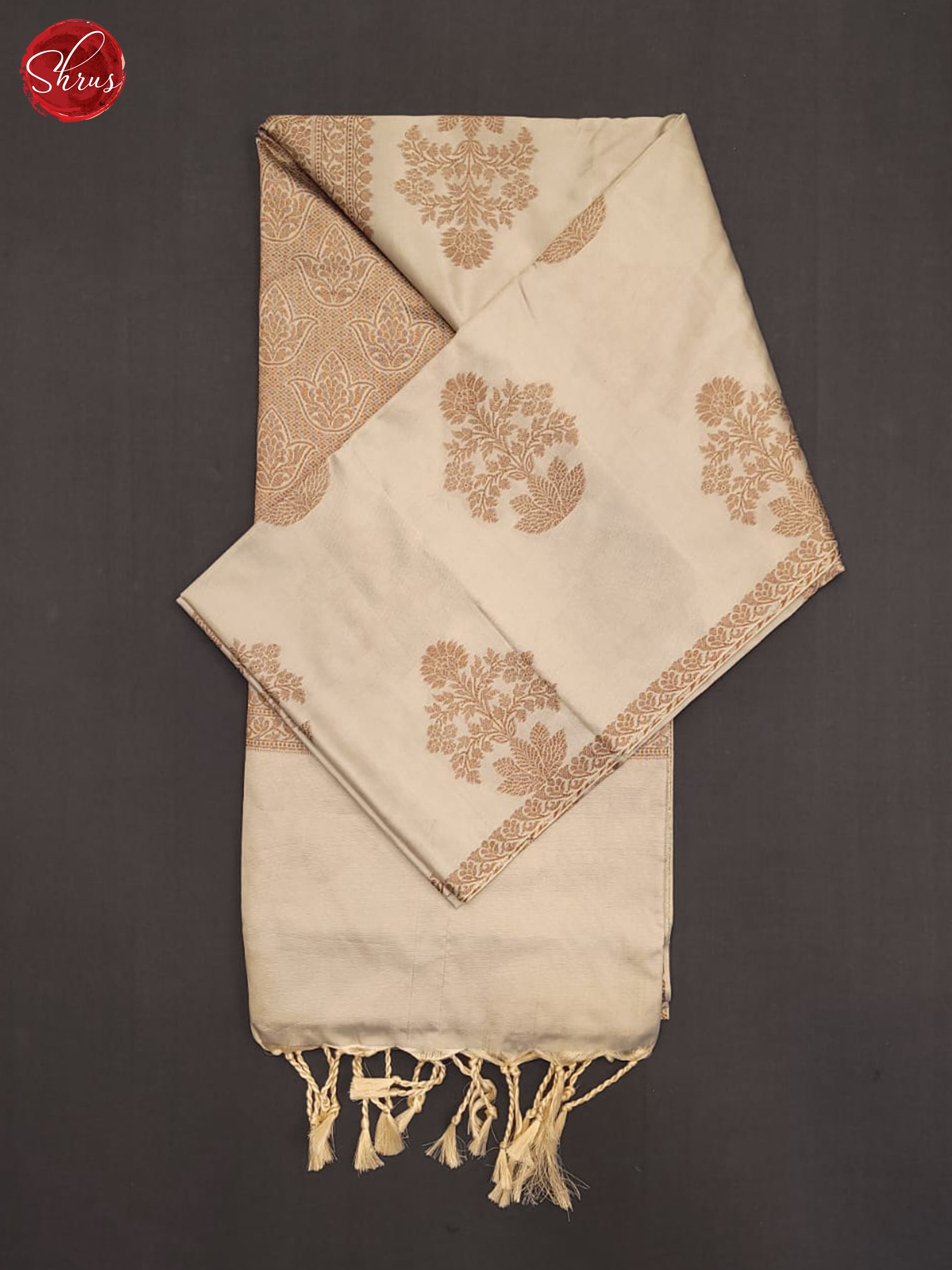 Grey(SIngle Tone) - Semi Softsilk Saree - Shop on ShrusEternity.com