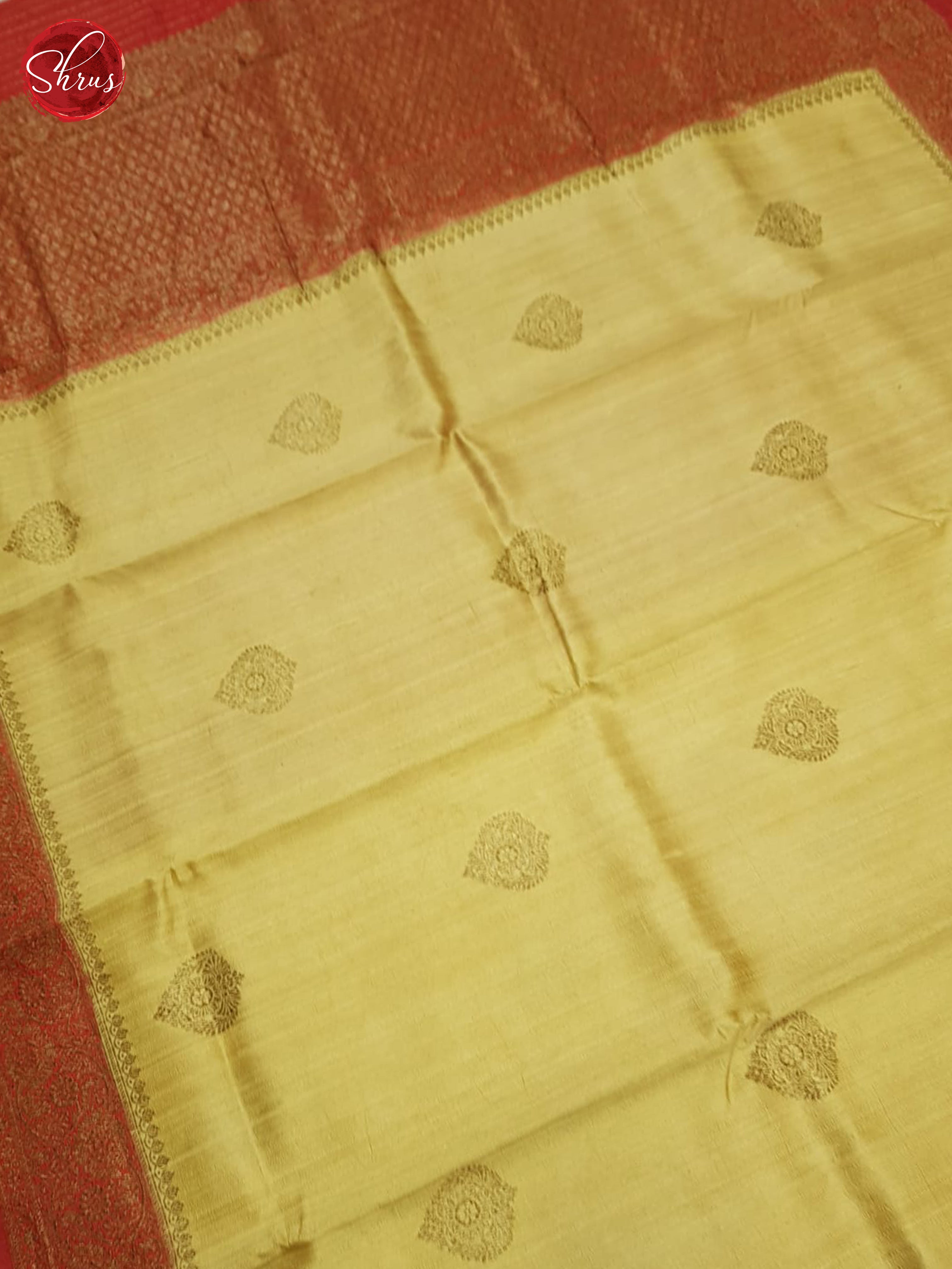 beige and red - Shop on ShrusEternity.com