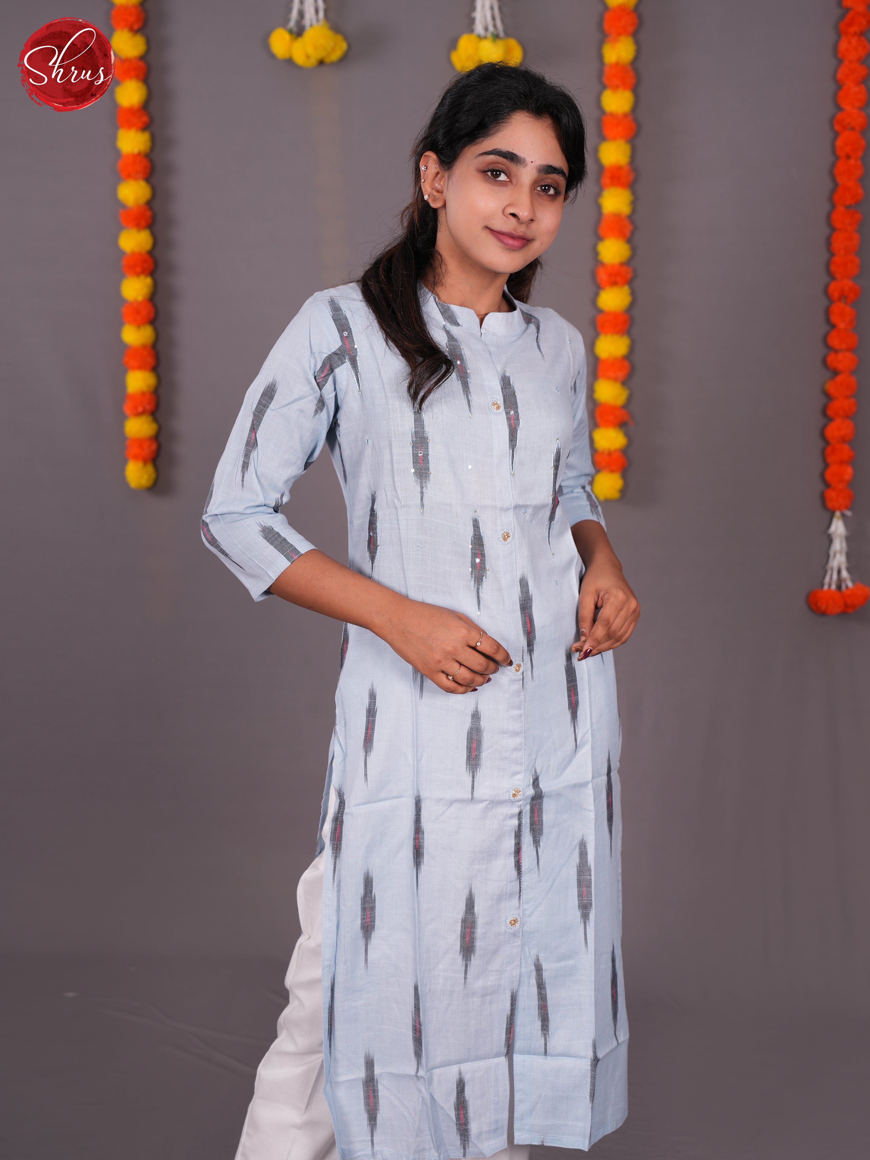 Grey -Ikkat Printed Readymade straight Kurti - Shop on ShrusEternity.com