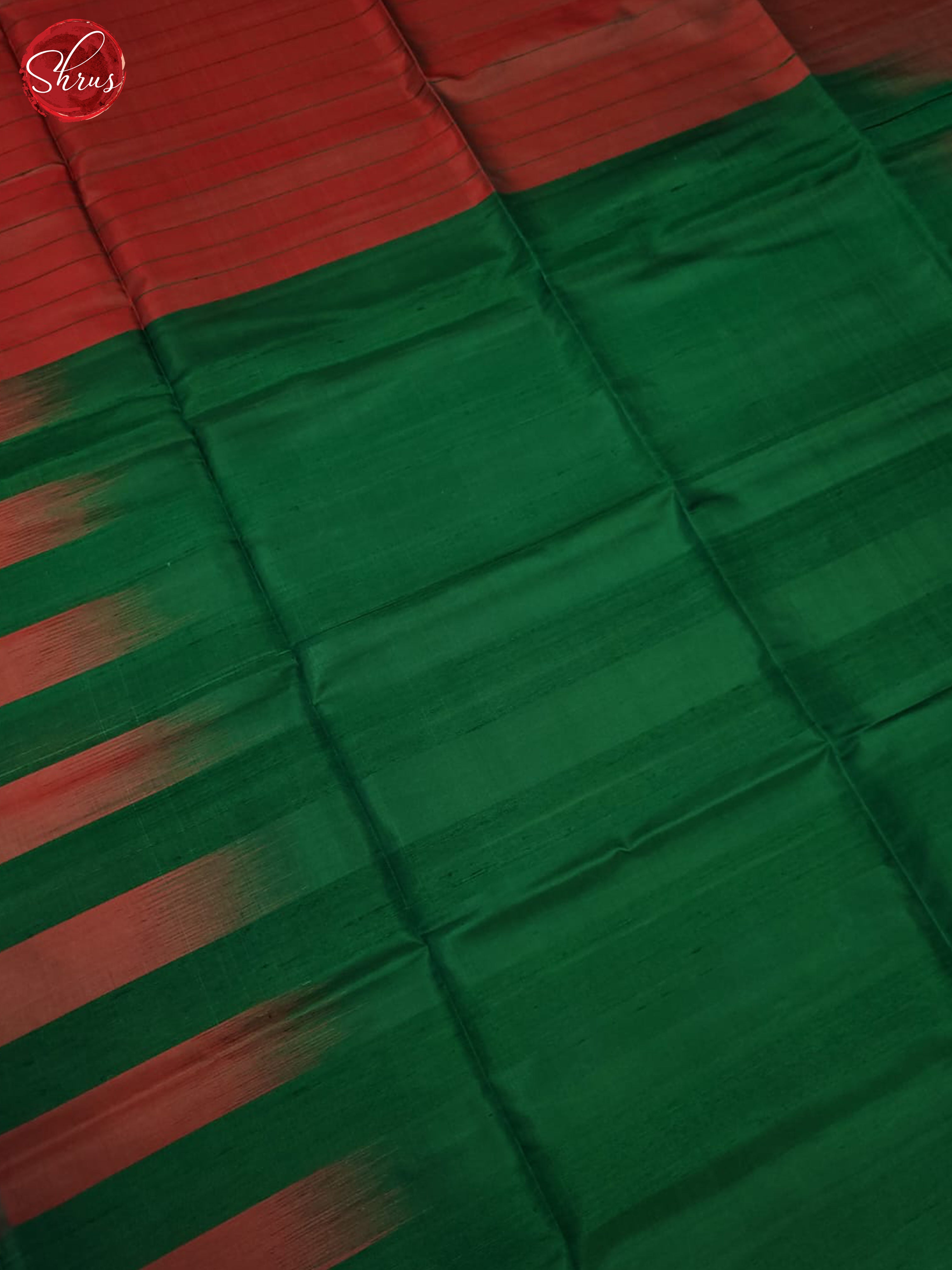 Green and Red - Shop on ShrusEternity.com