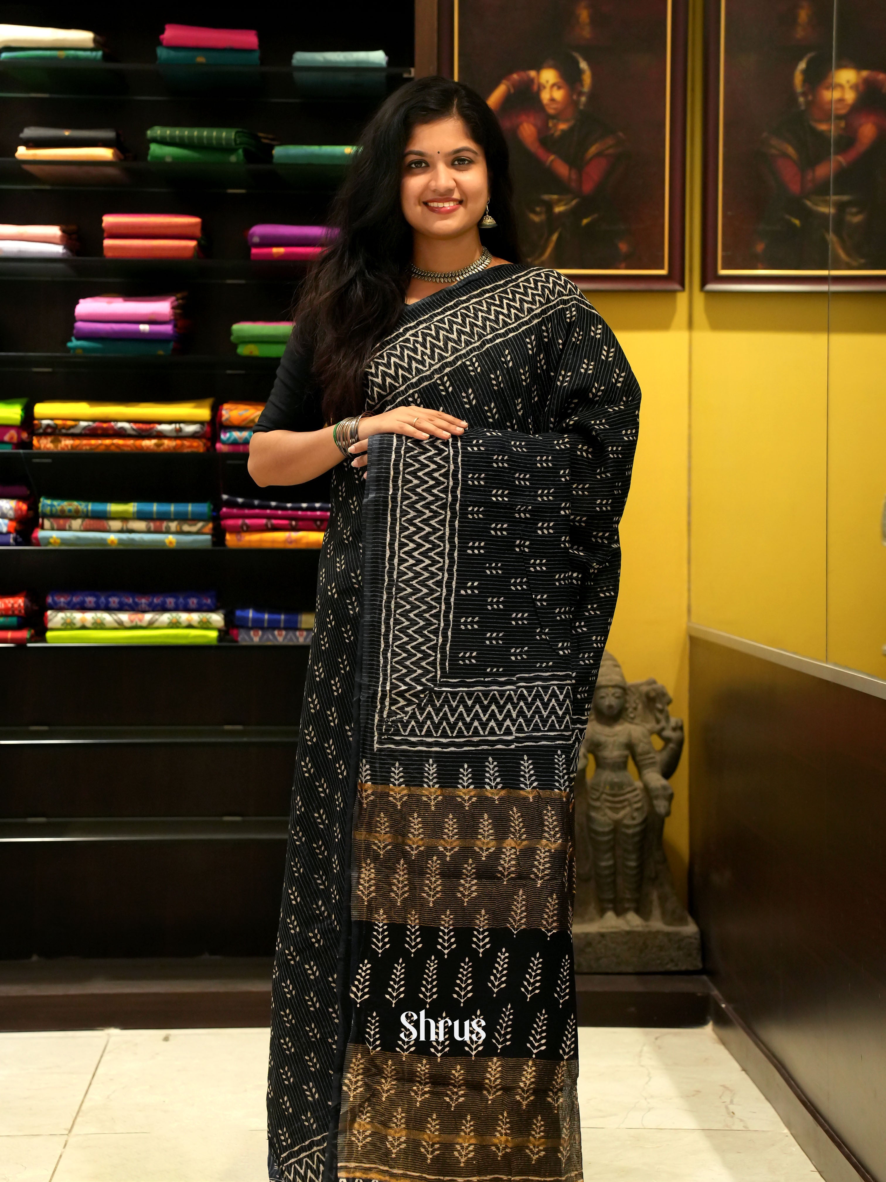 Black(Single Tone) -Jaipur cotton Saree - Shop on ShrusEternity.com