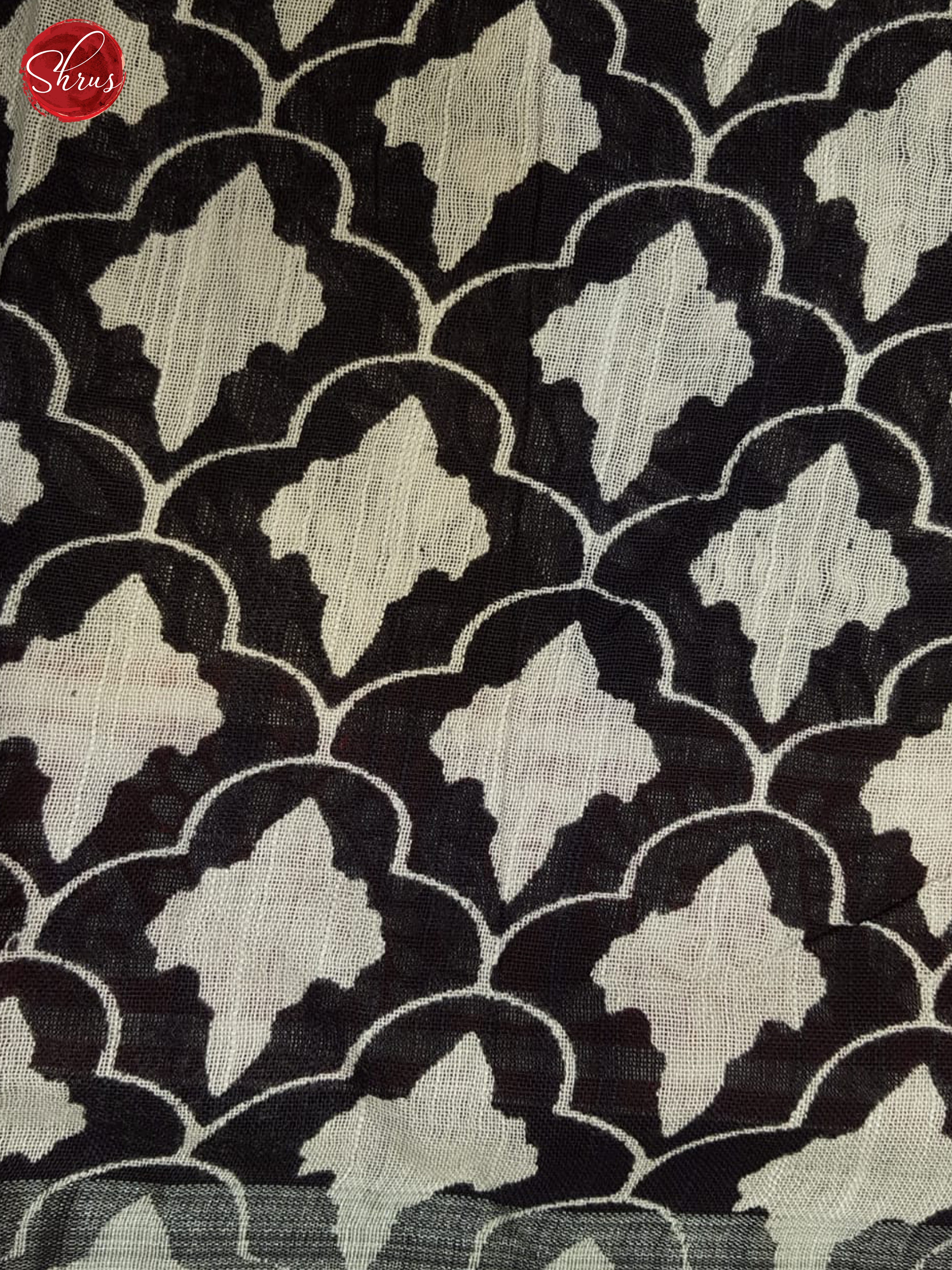 Black And Red - Shop on ShrusEternity.com