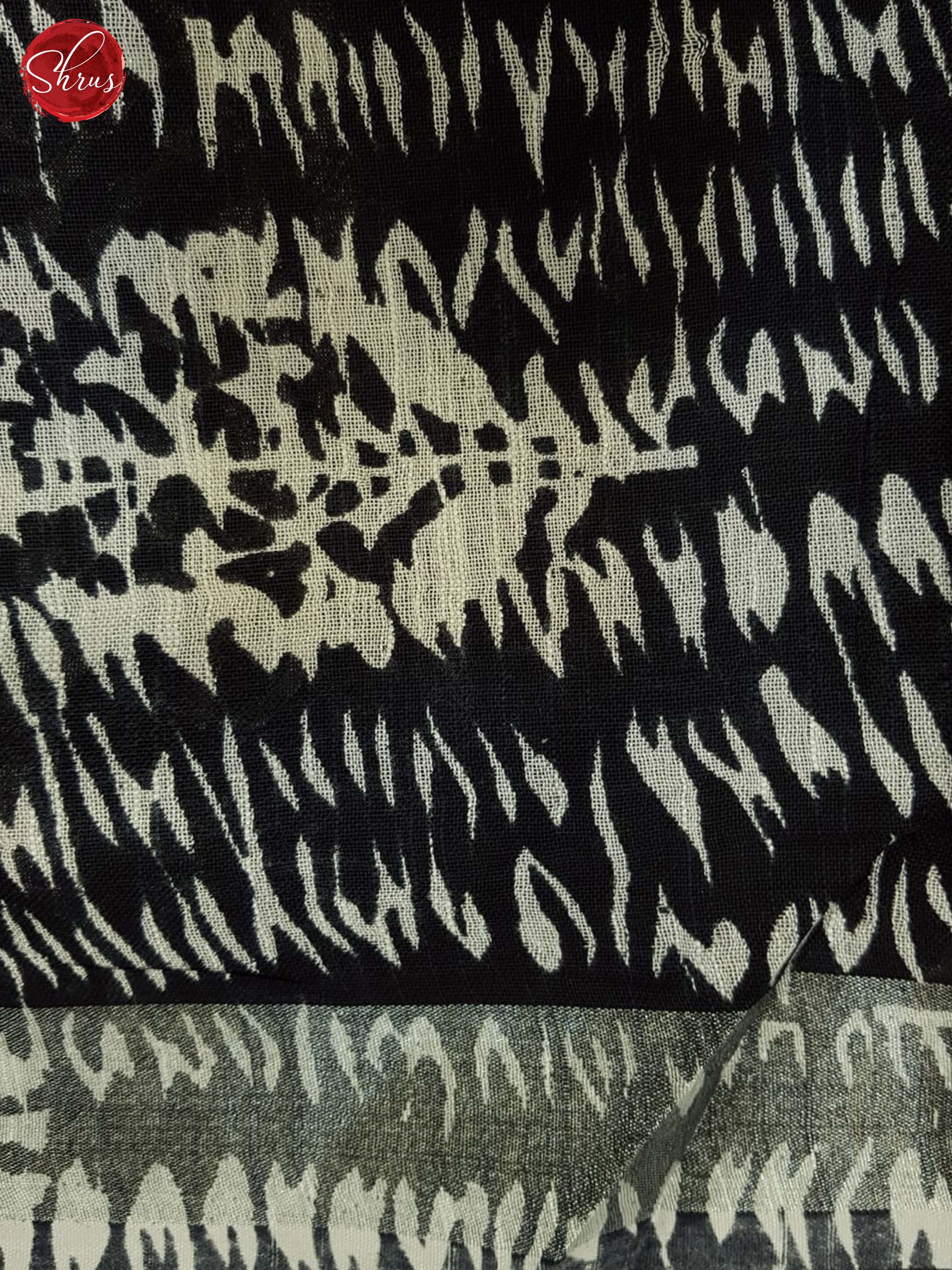 Black And White - Shop on ShrusEternity.com