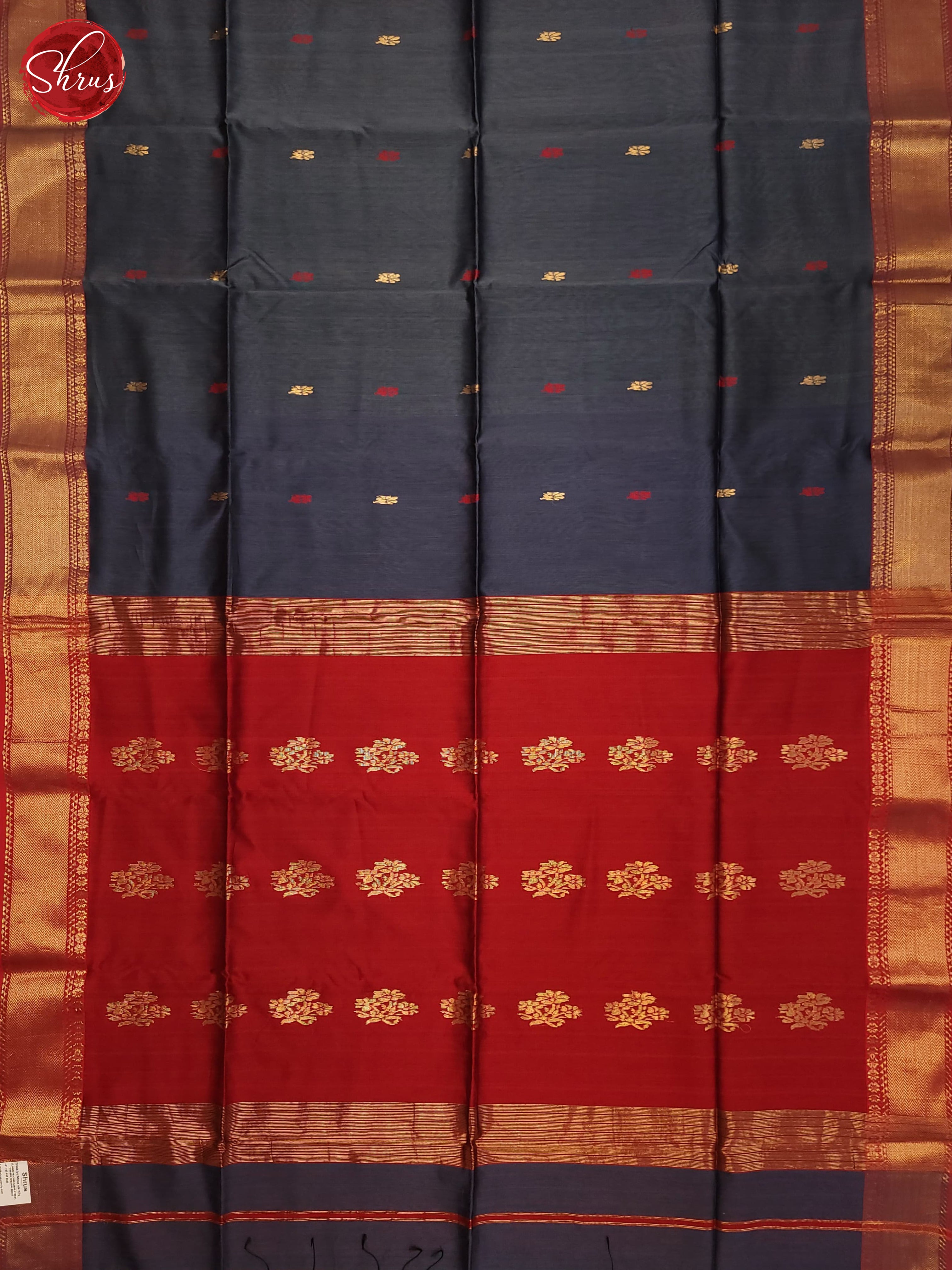 Grey & Red - Maheshwari silkcotton Saree - Shop on ShrusEternity.com