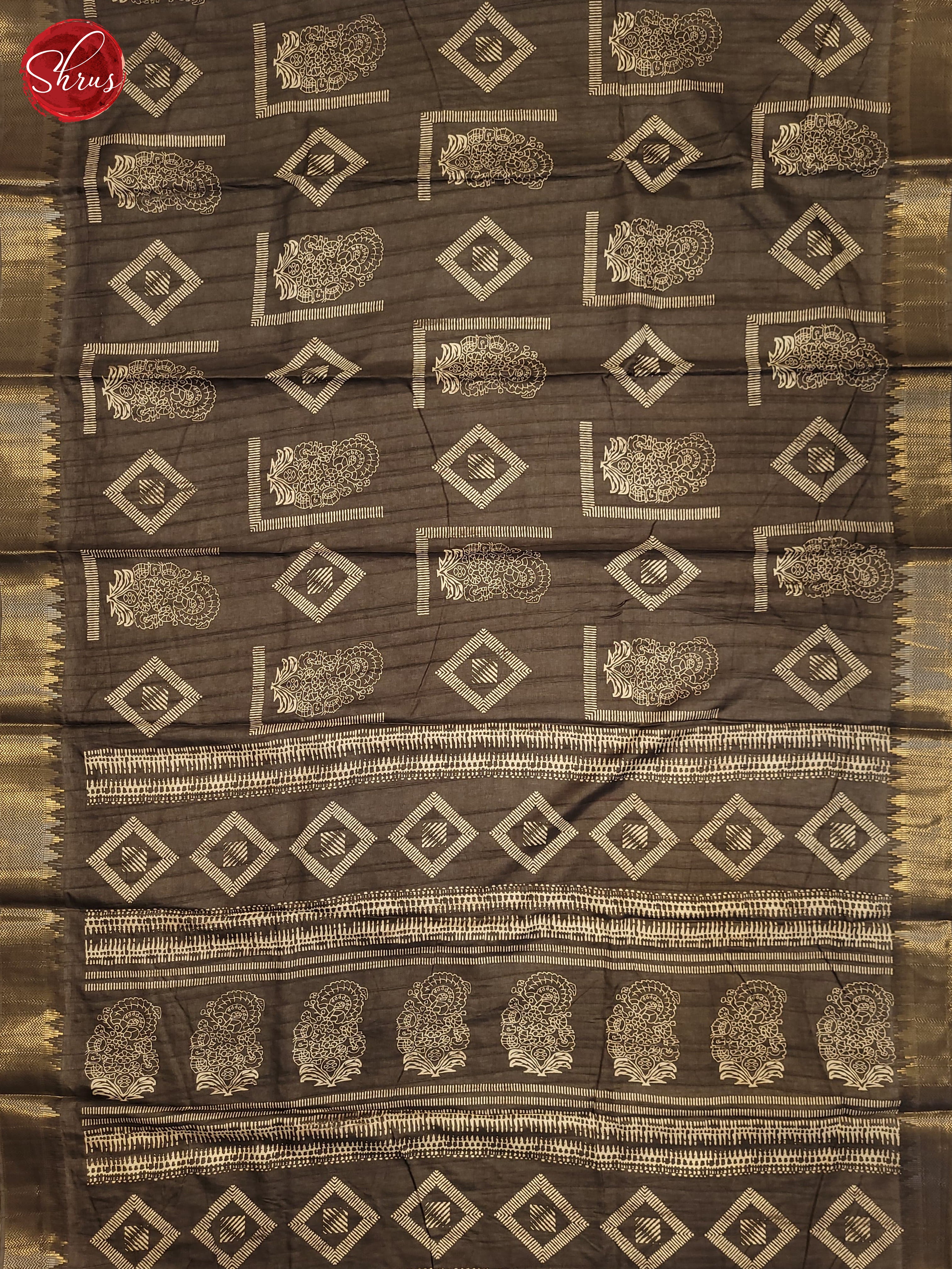 Grey(Single Tone) - Semi Crepe Saree - Shop on ShrusEternity.com