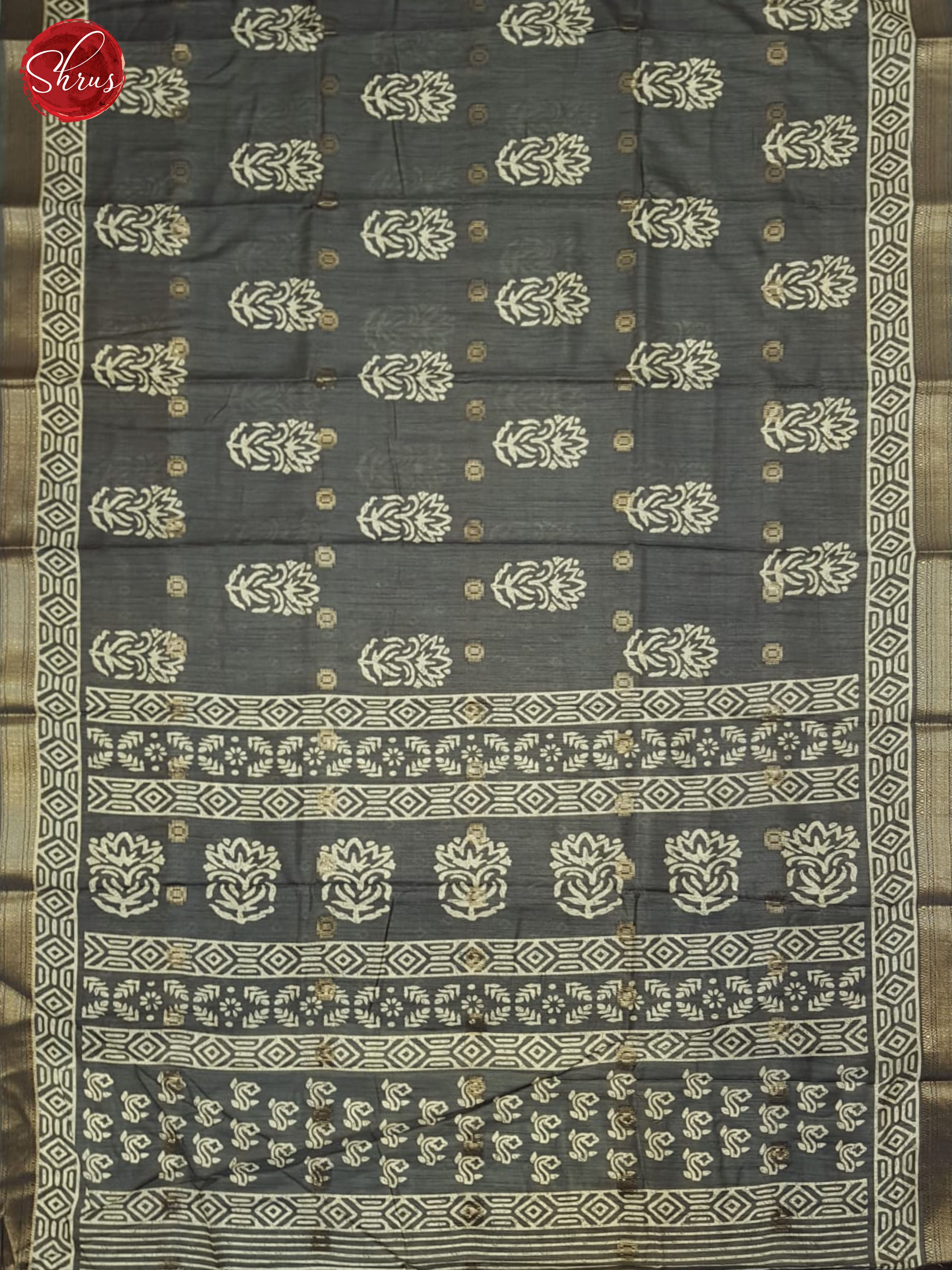 Grey(Single Tone) - Semi Crepe Saree - Shop on ShrusEternity.com