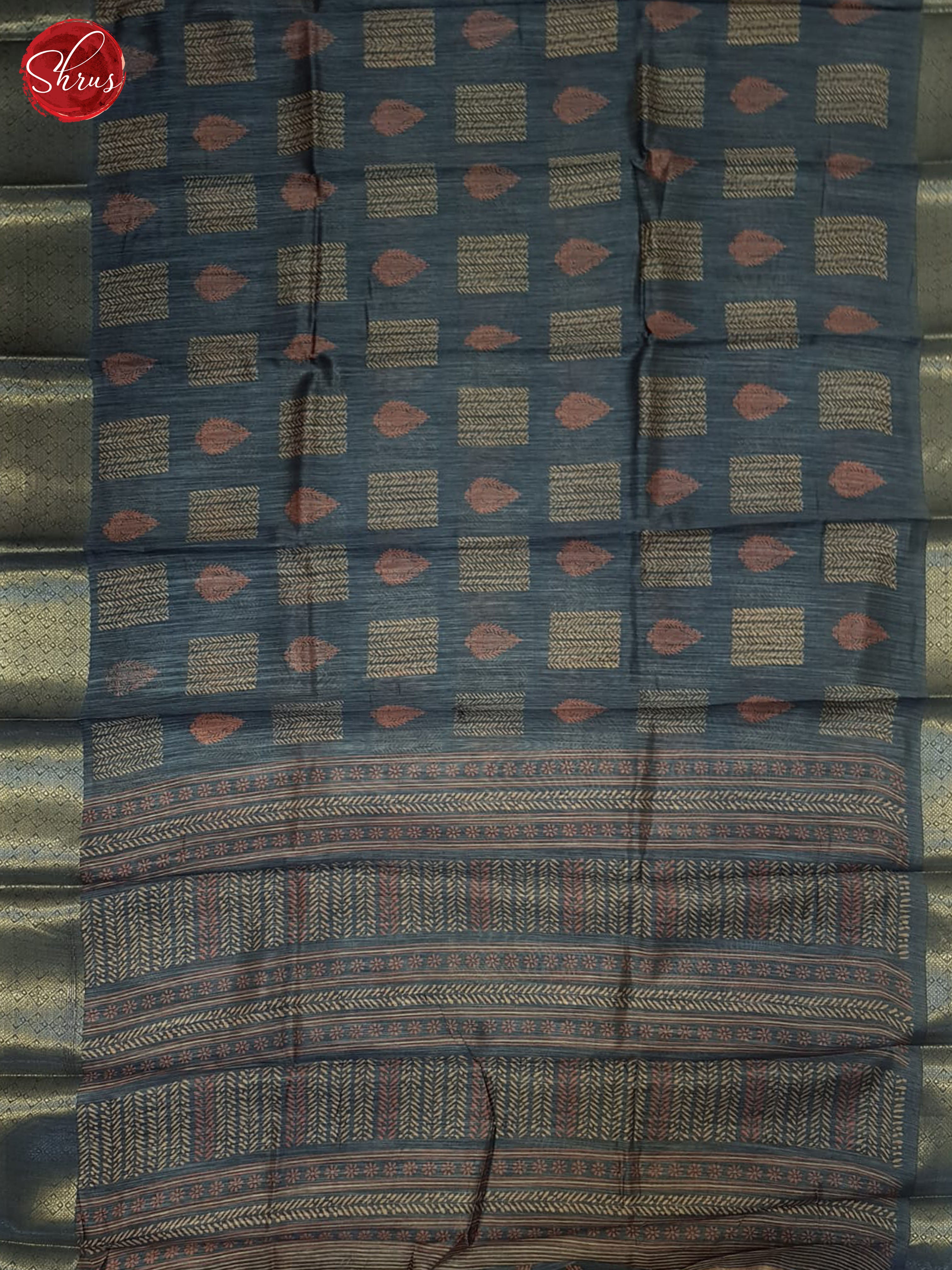 Grey(Single Tone) - Semi crepe Saree - Shop on ShrusEternity.com