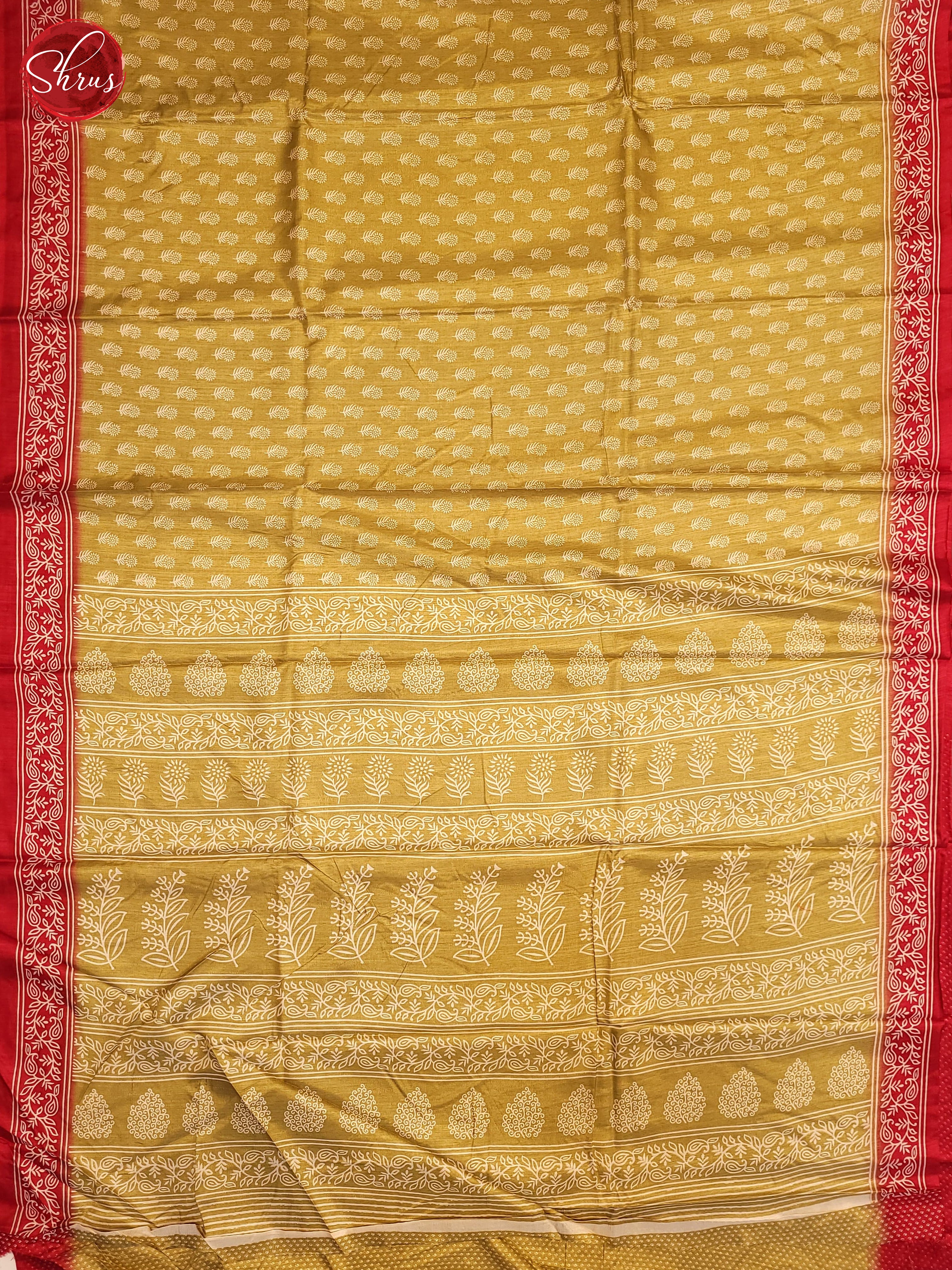 Madhulir Green & Red - Semi Crepe Saree - Shop on ShrusEternity.com