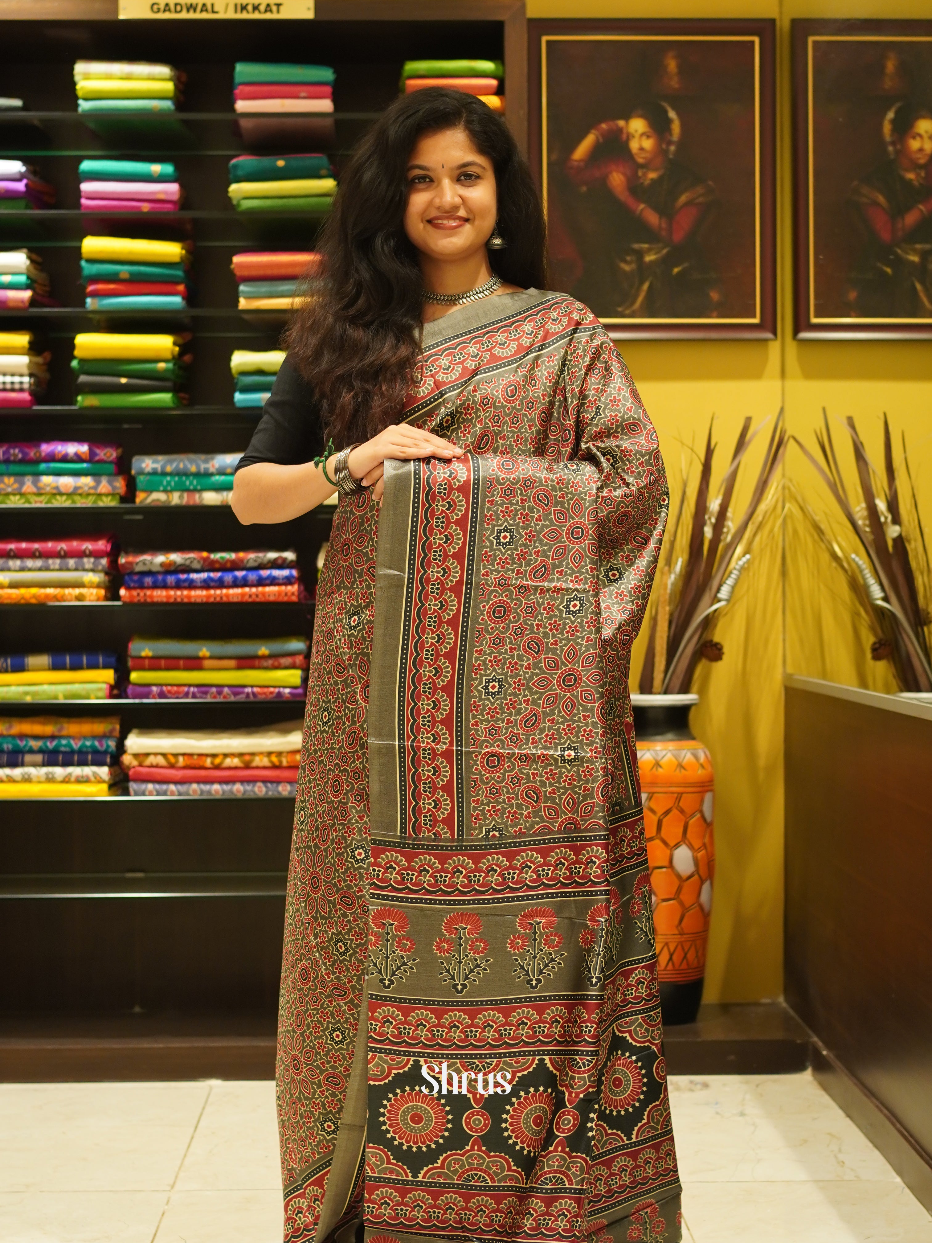 Grey & Red - Semi Crepe Saree - Shop on ShrusEternity.com