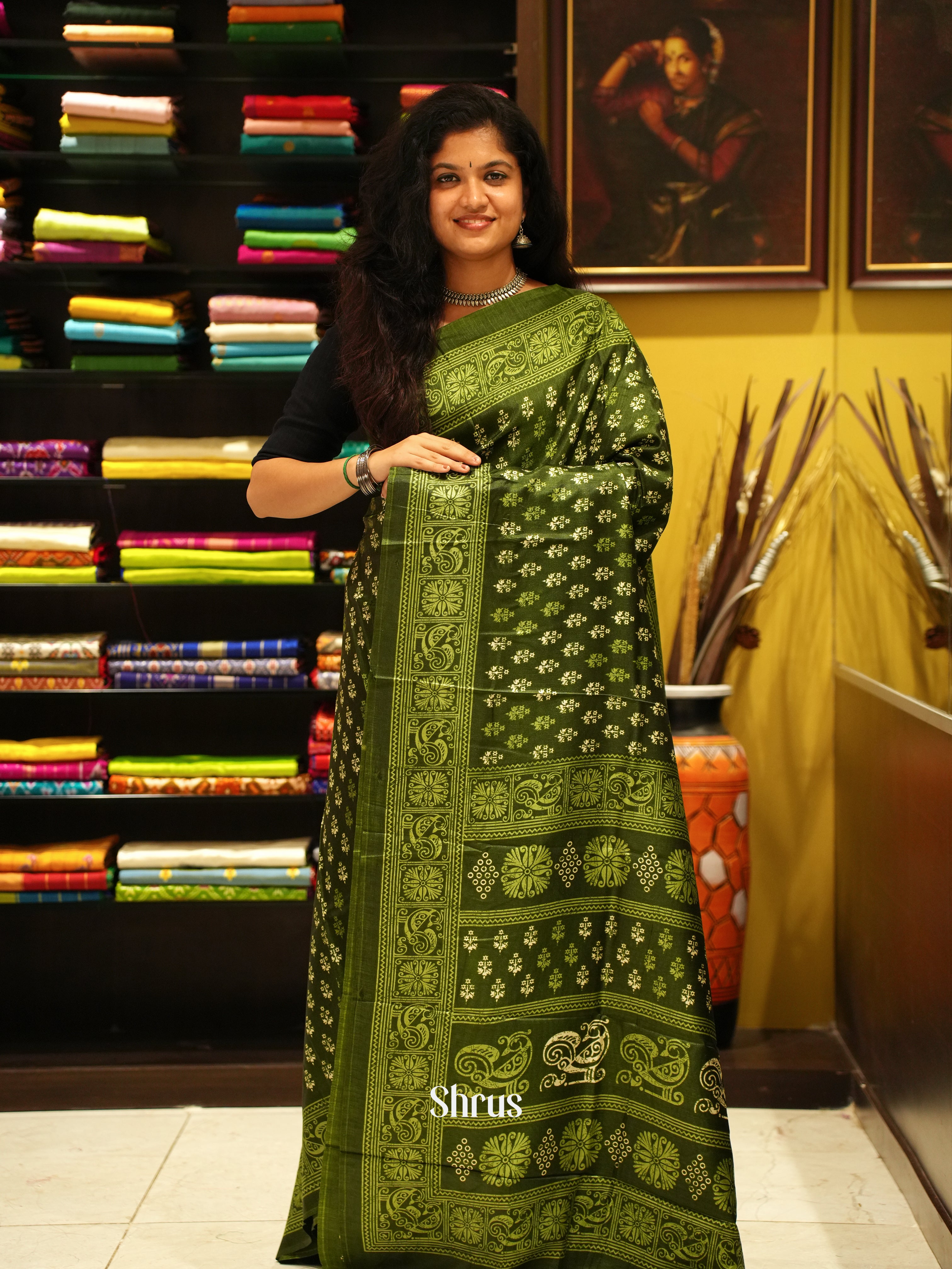 Green(Single Tone) - Semi Crepe Saree - Shop on ShrusEternity.com
