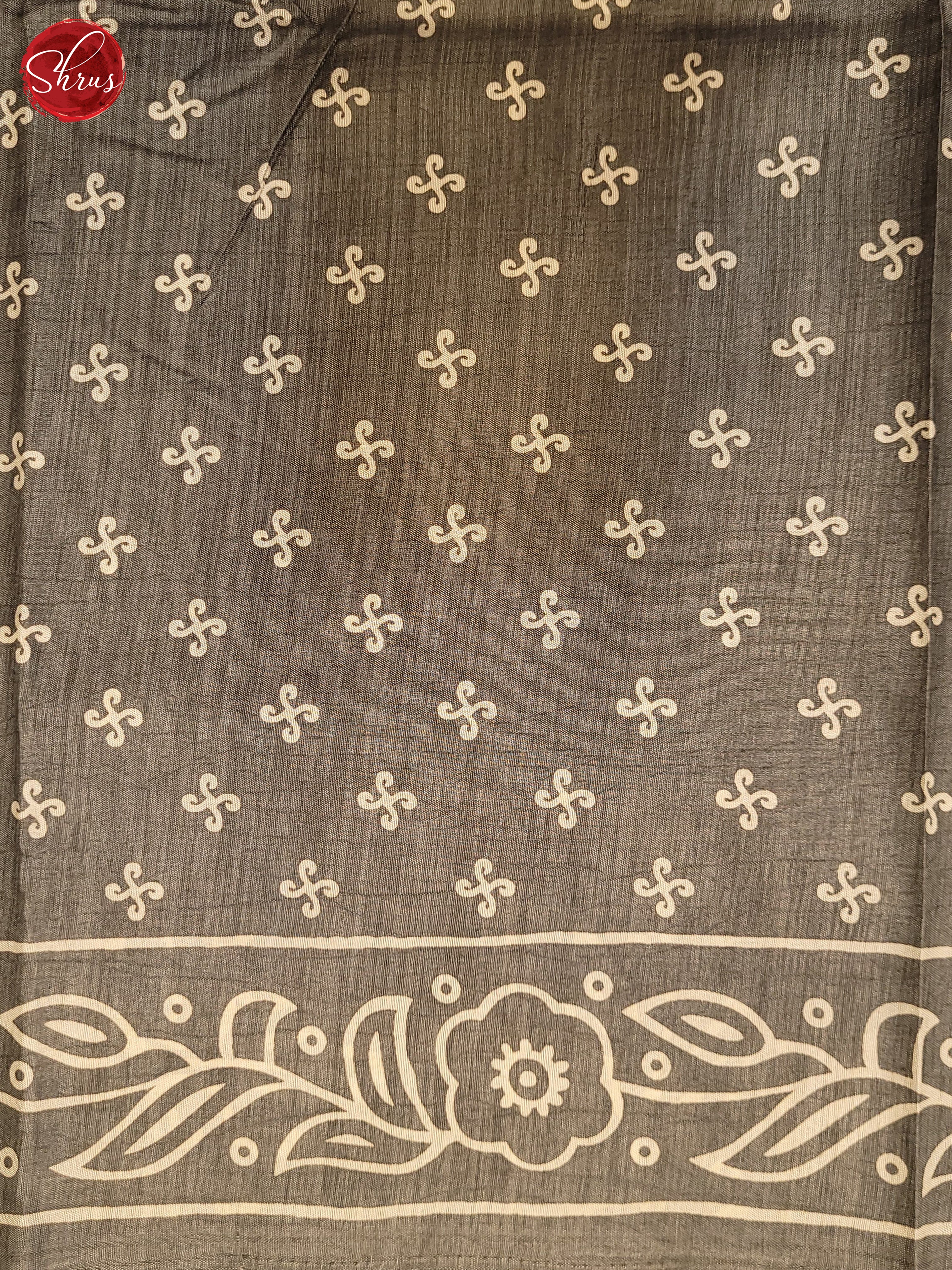 Grey(Single Tone) - Semi Crepe Saree - Shop on ShrusEternity.com