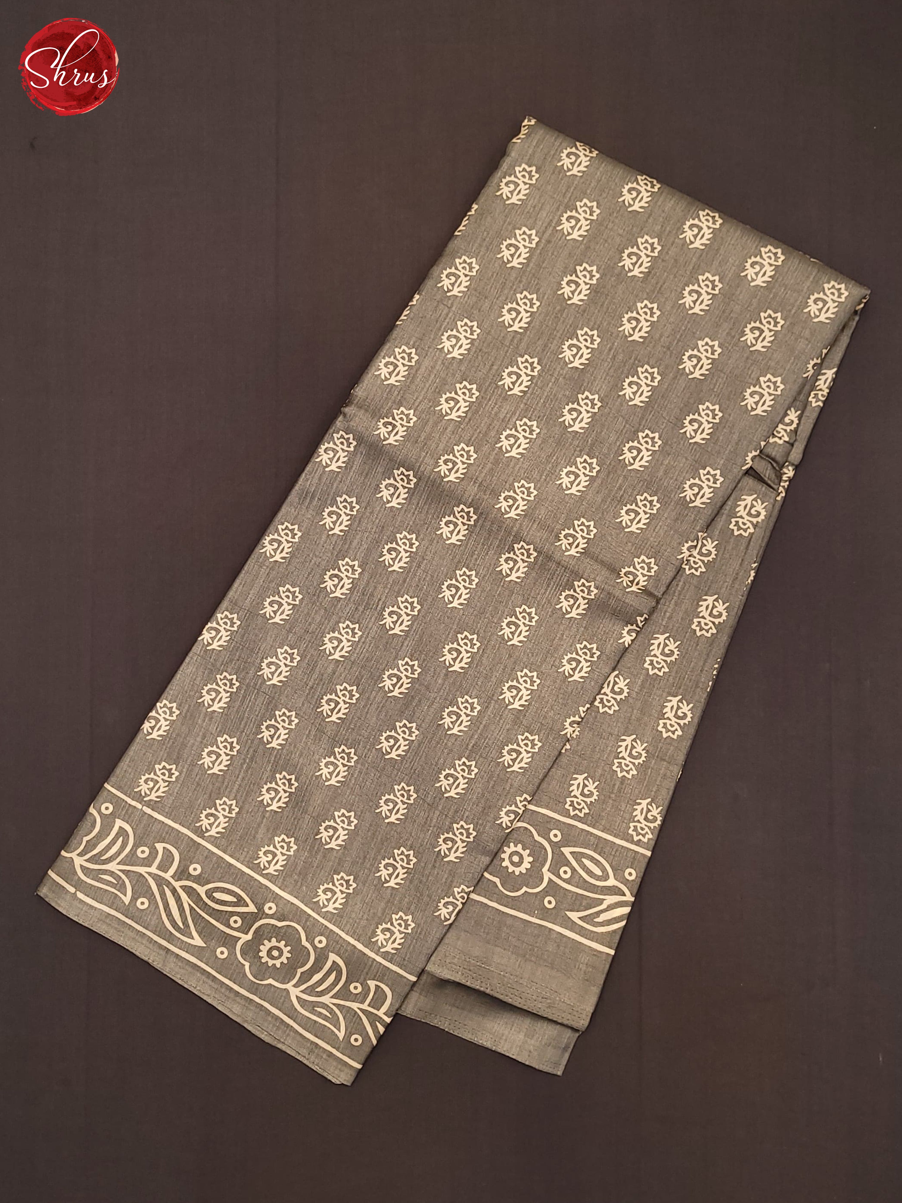 Grey(Single Tone) - Semi Crepe Saree - Shop on ShrusEternity.com