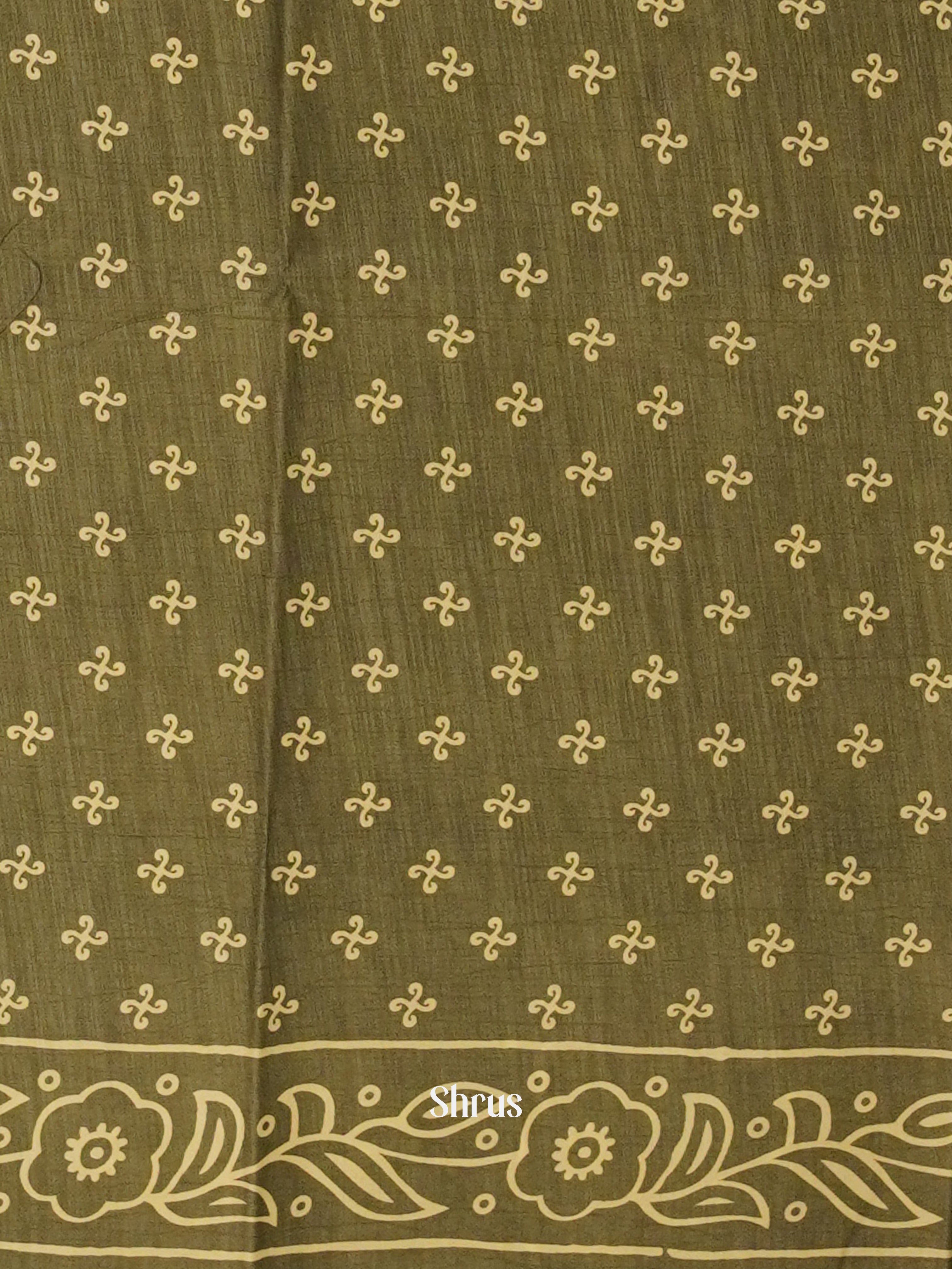 Grey(Single Tone) - Semi Crepe Saree - Shop on ShrusEternity.com