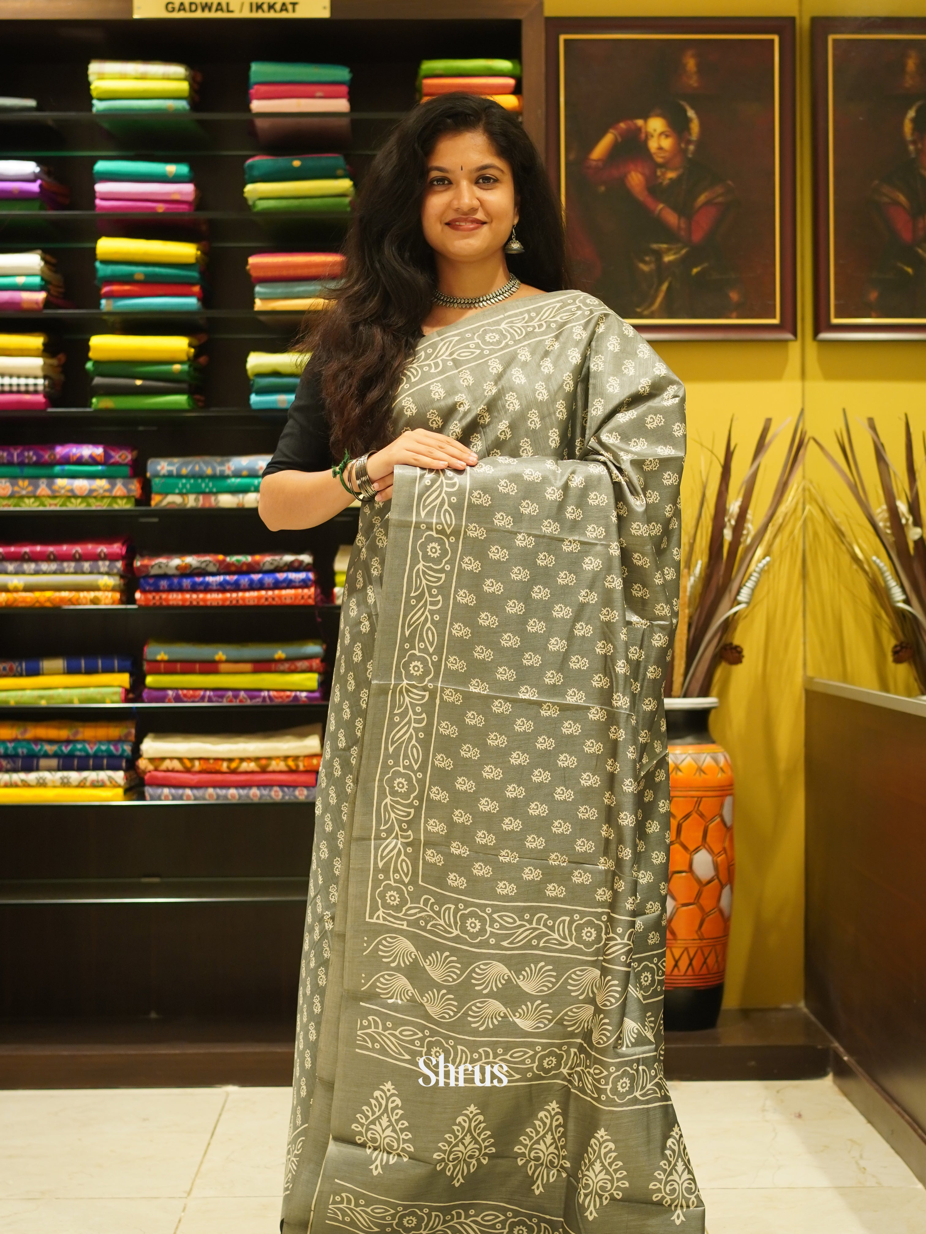 Grey(Single Tone) - Semi Crepe Saree - Shop on ShrusEternity.com