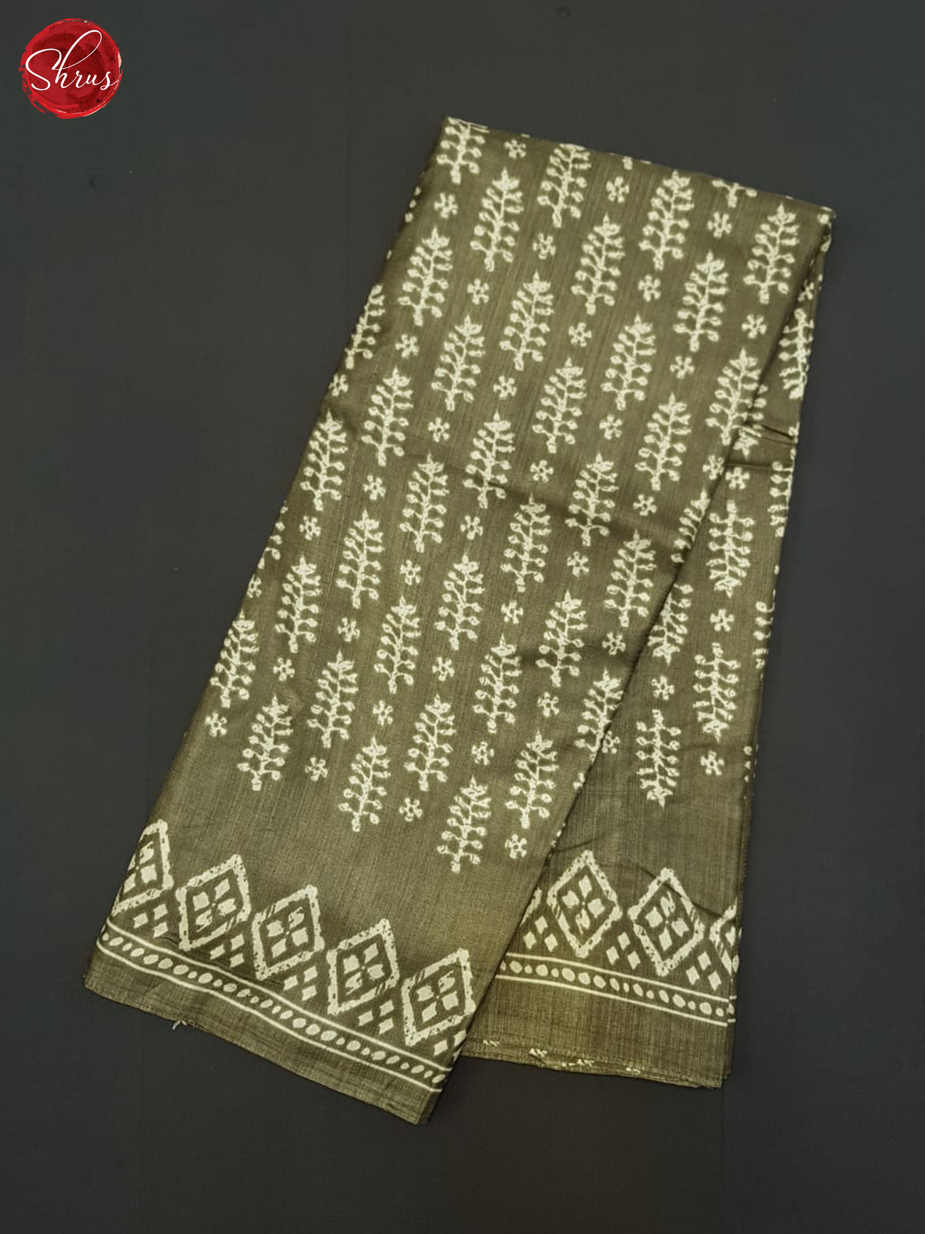 Greyish Green(Single Tone) - Semi crepe Saree - Shop on ShrusEternity.com