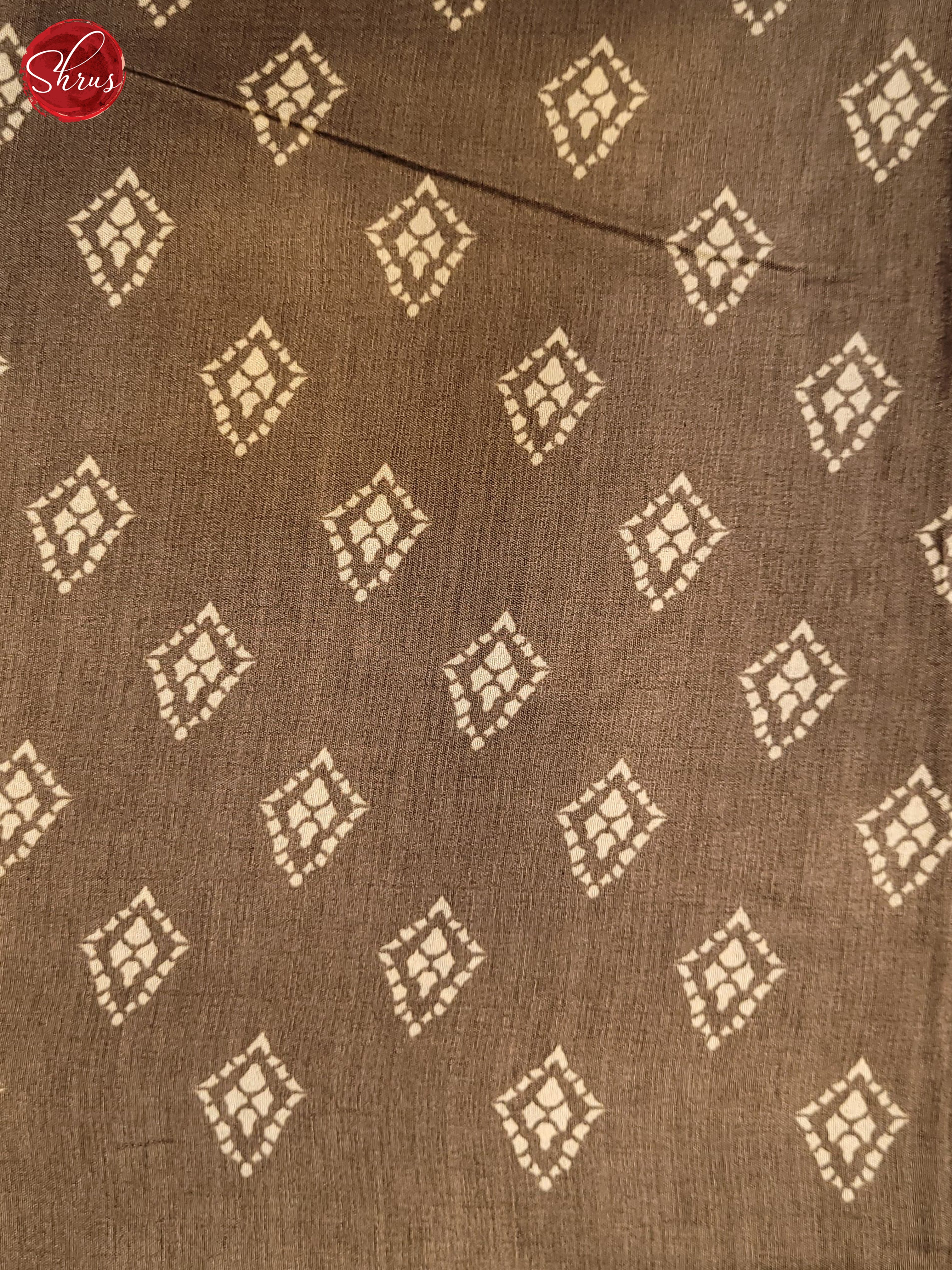 Grey(Single Tone) - Semi Crepe Saree - Shop on ShrusEternity.com